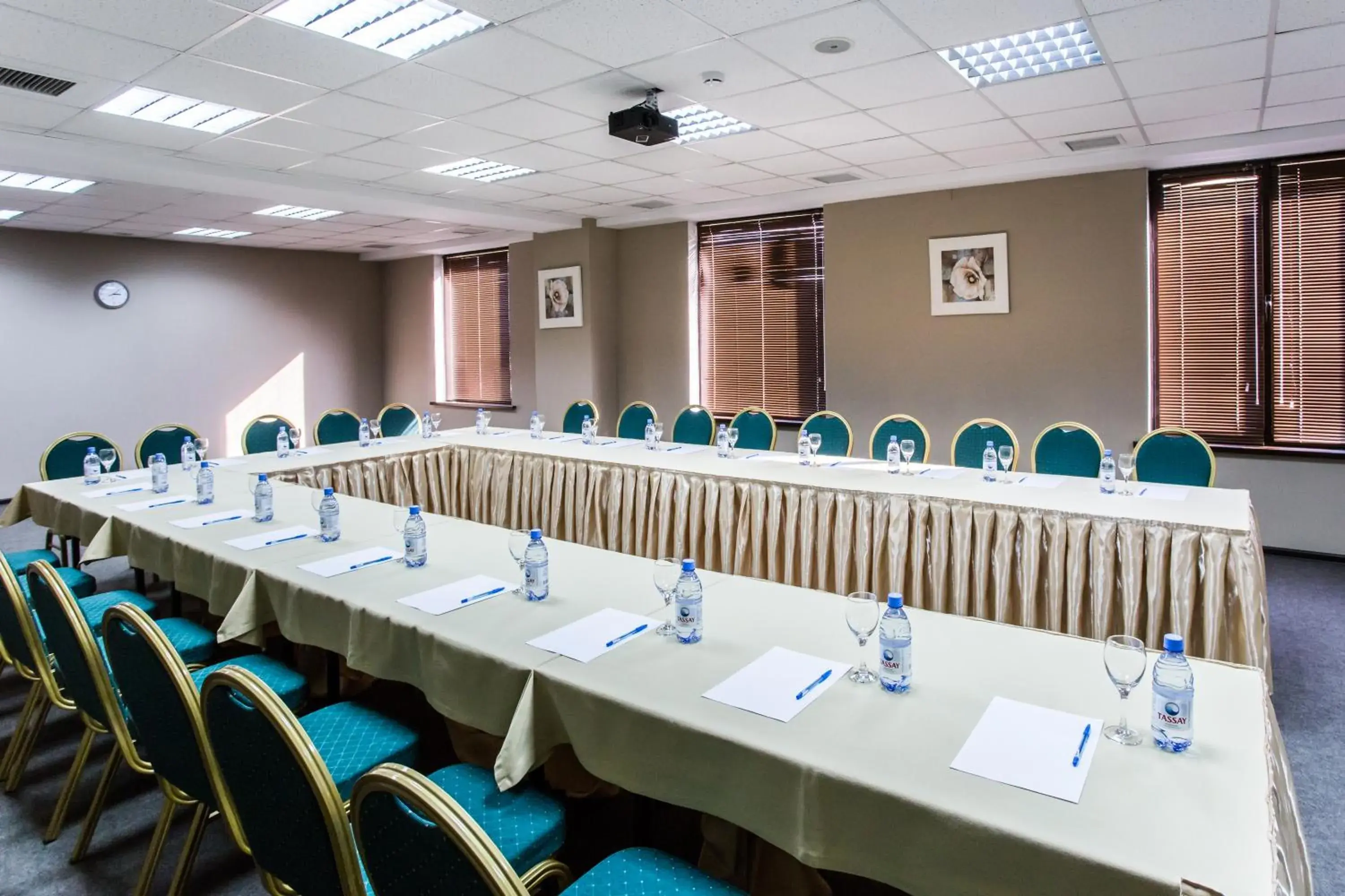 Business facilities in Best Western Plus Atakent Park Hotel