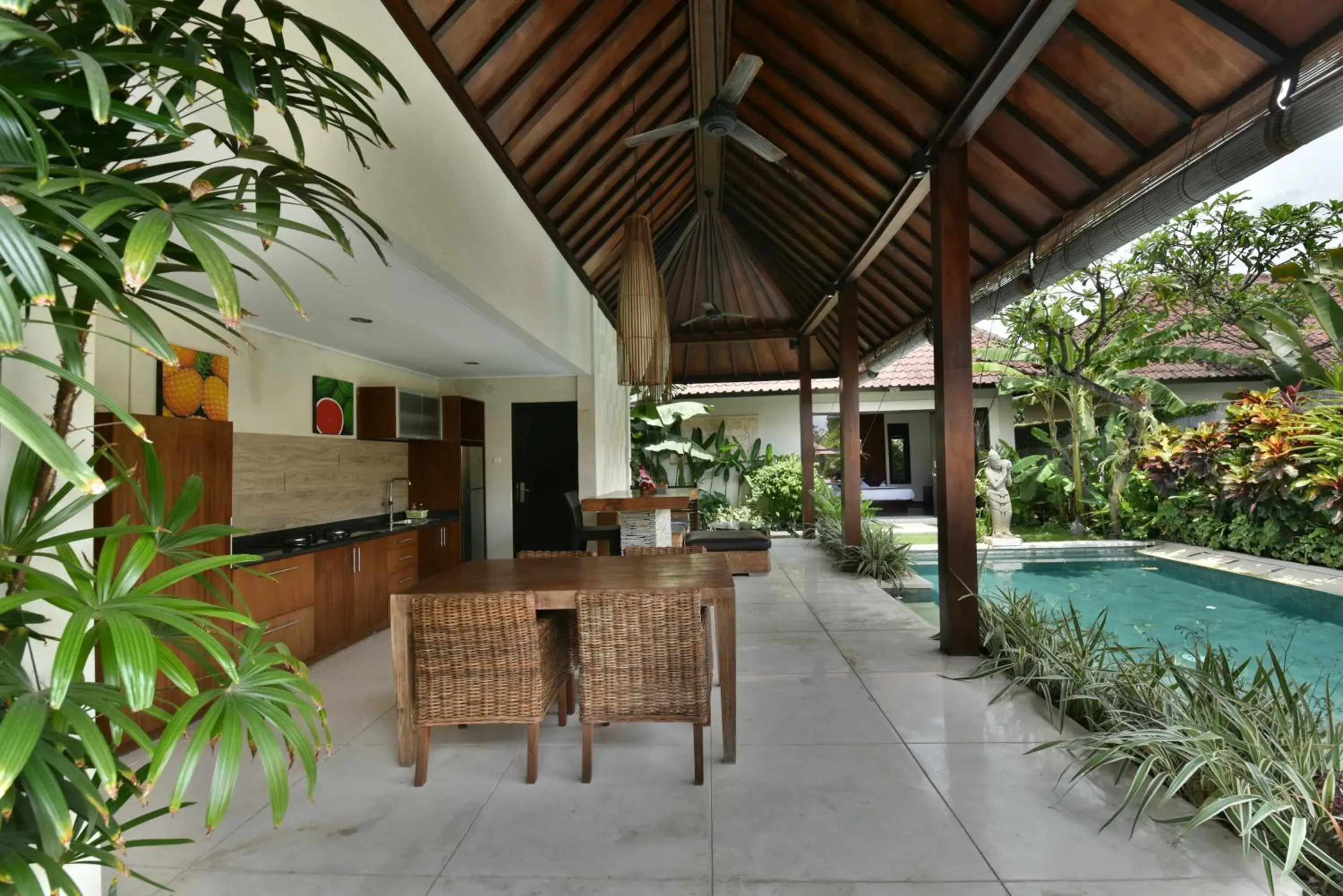 Lounge or bar, Swimming Pool in Katala Suites and Villas