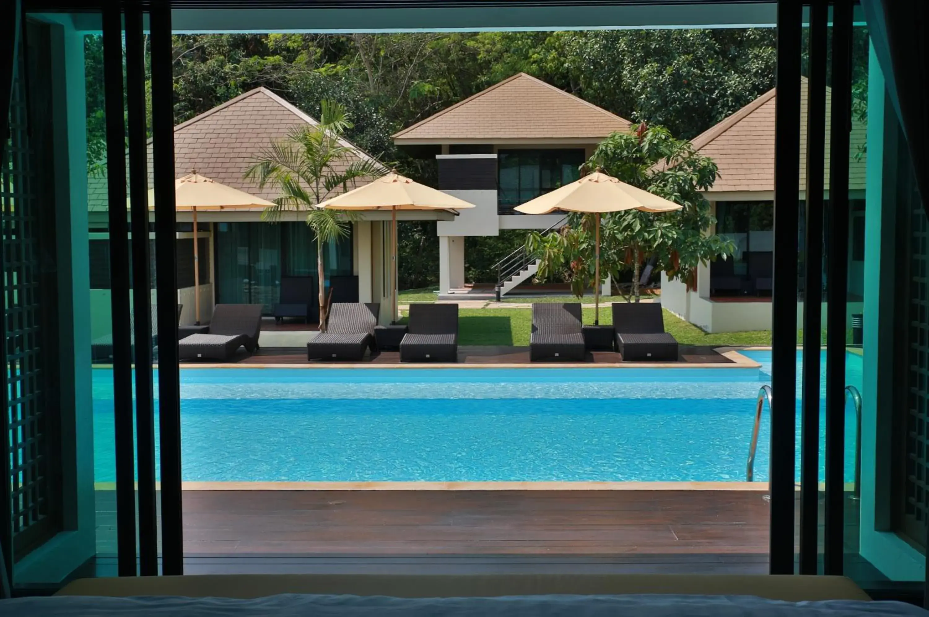 Balcony/Terrace, Swimming Pool in Mook Lamai Resort and Spa