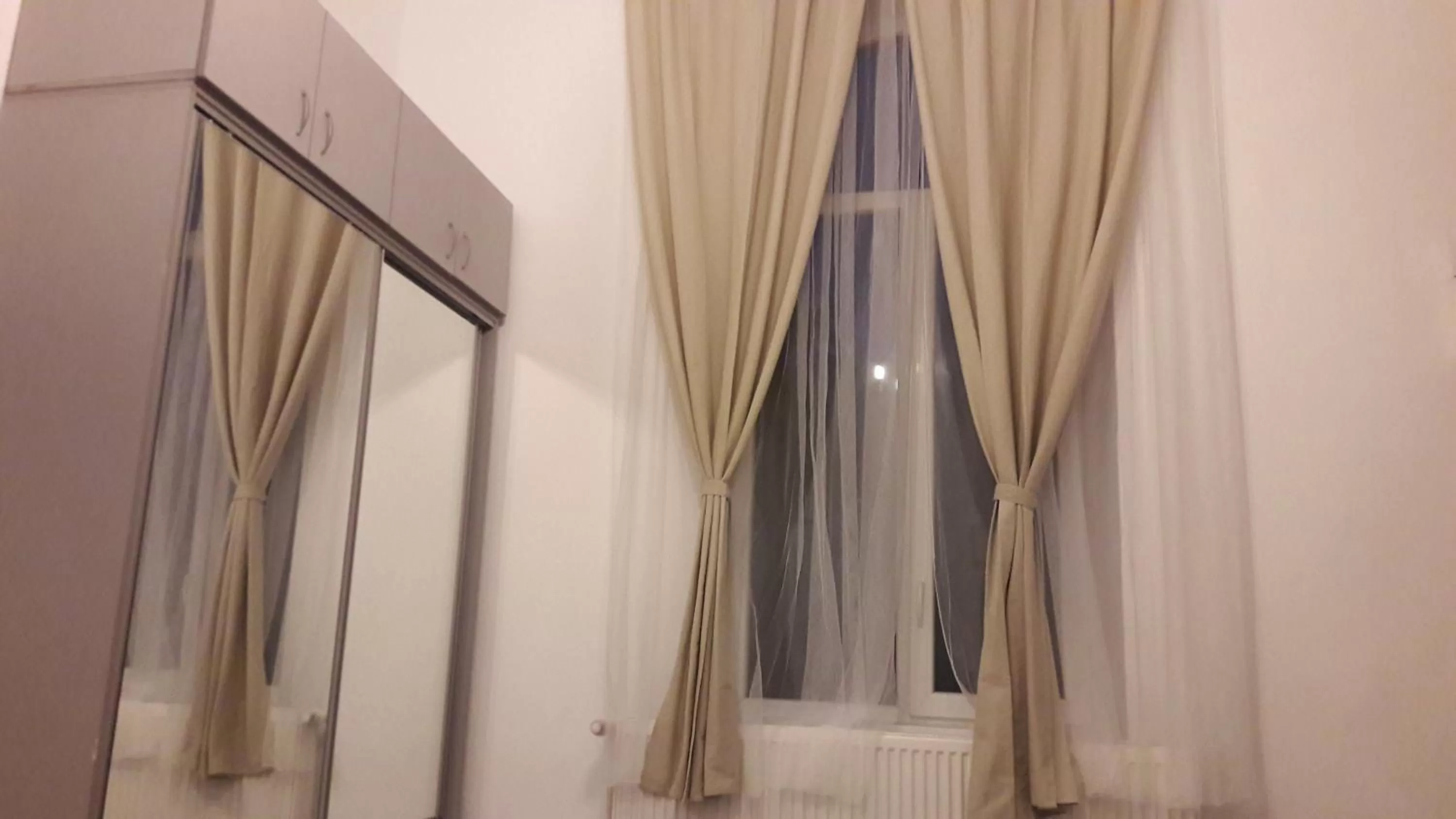 The Floor Piata Unirii