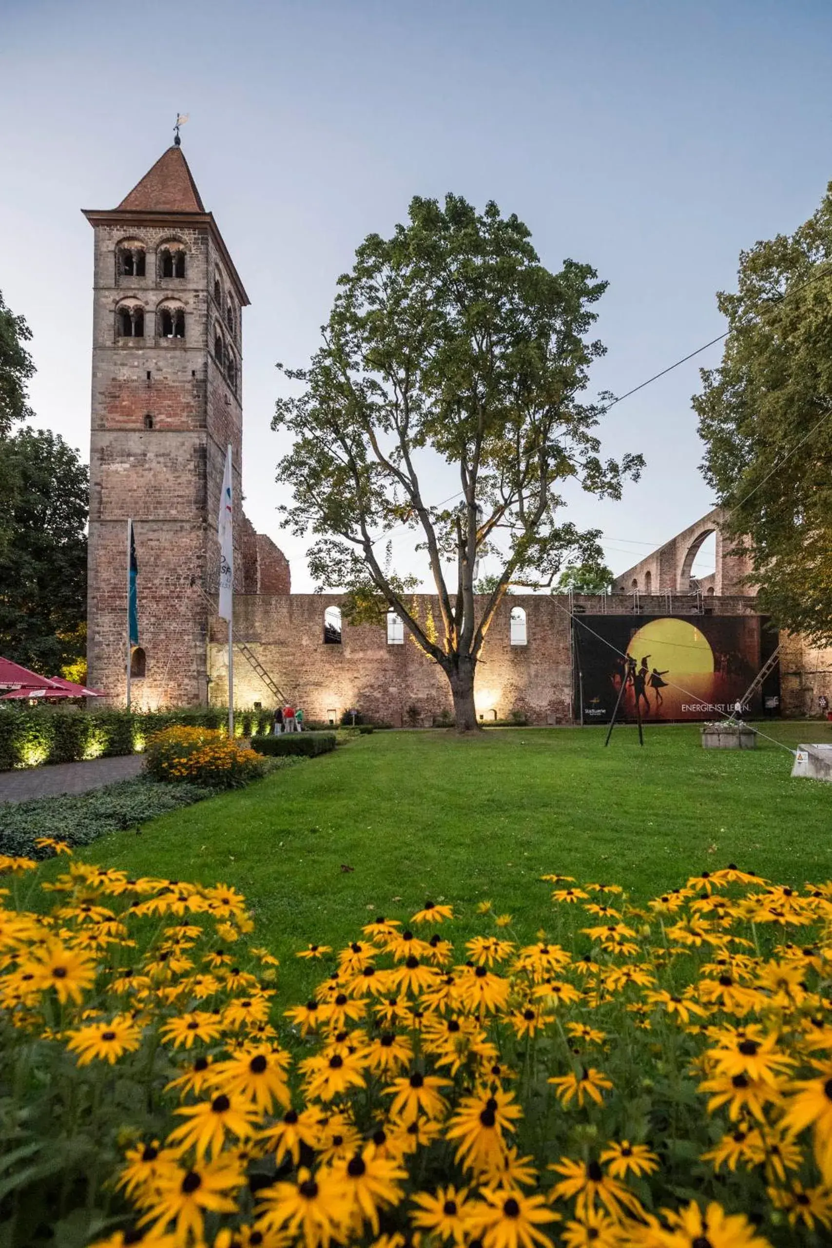 Nearby landmark, Property Building in Romantik Hotel zum Stern