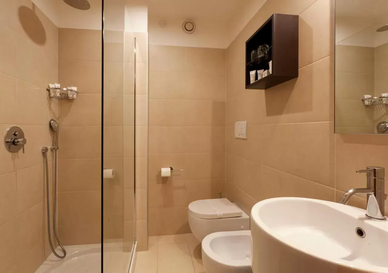 Bathroom in LH Hotel Sirio Venice
