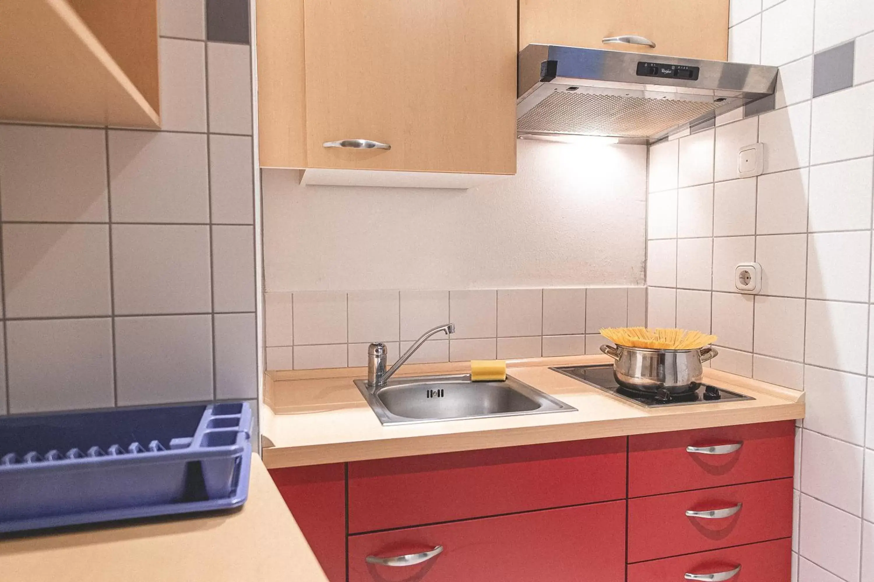 Kitchen or kitchenette, Kitchen/Kitchenette in Best Western Plaza Hotel Zwickau