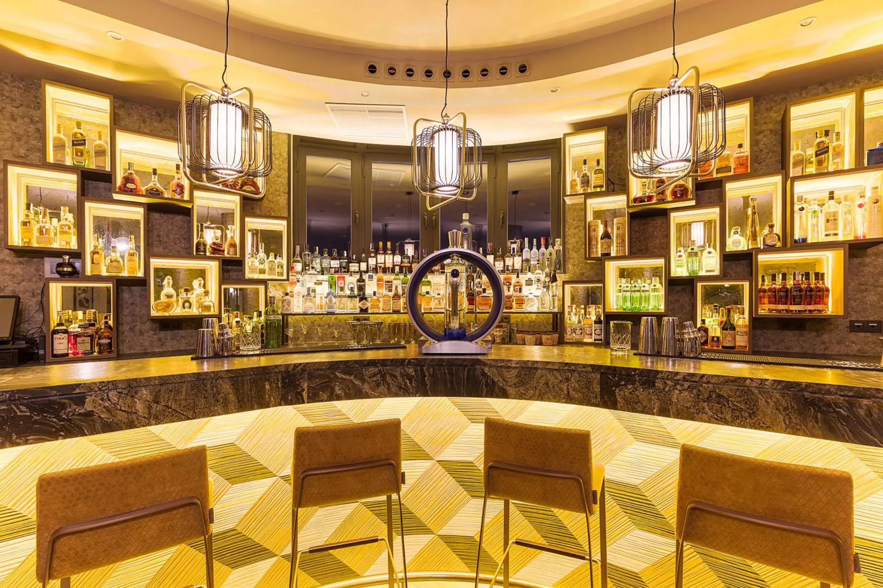 Lounge or bar in Emperador