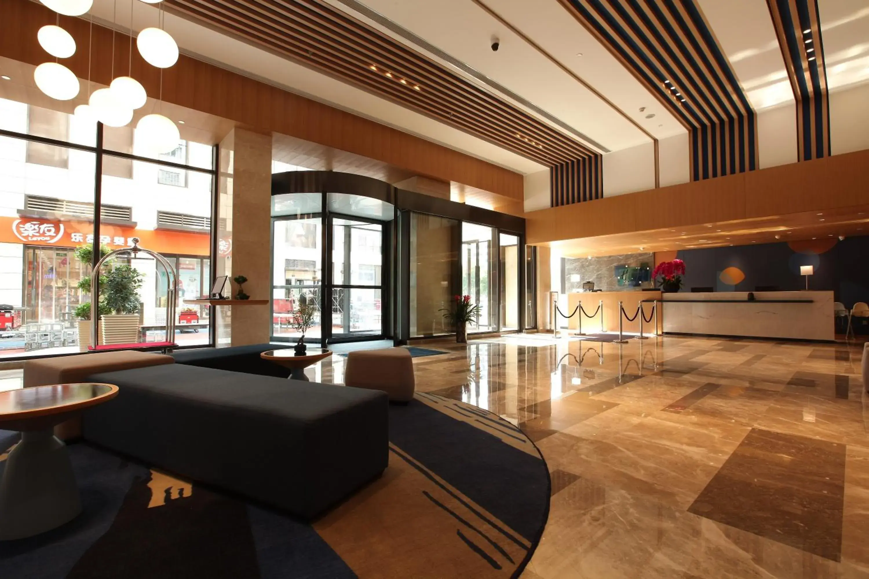 Property building, Lobby/Reception in Holiday Inn Express Xi'an Qujiang South, an IHG Hotel