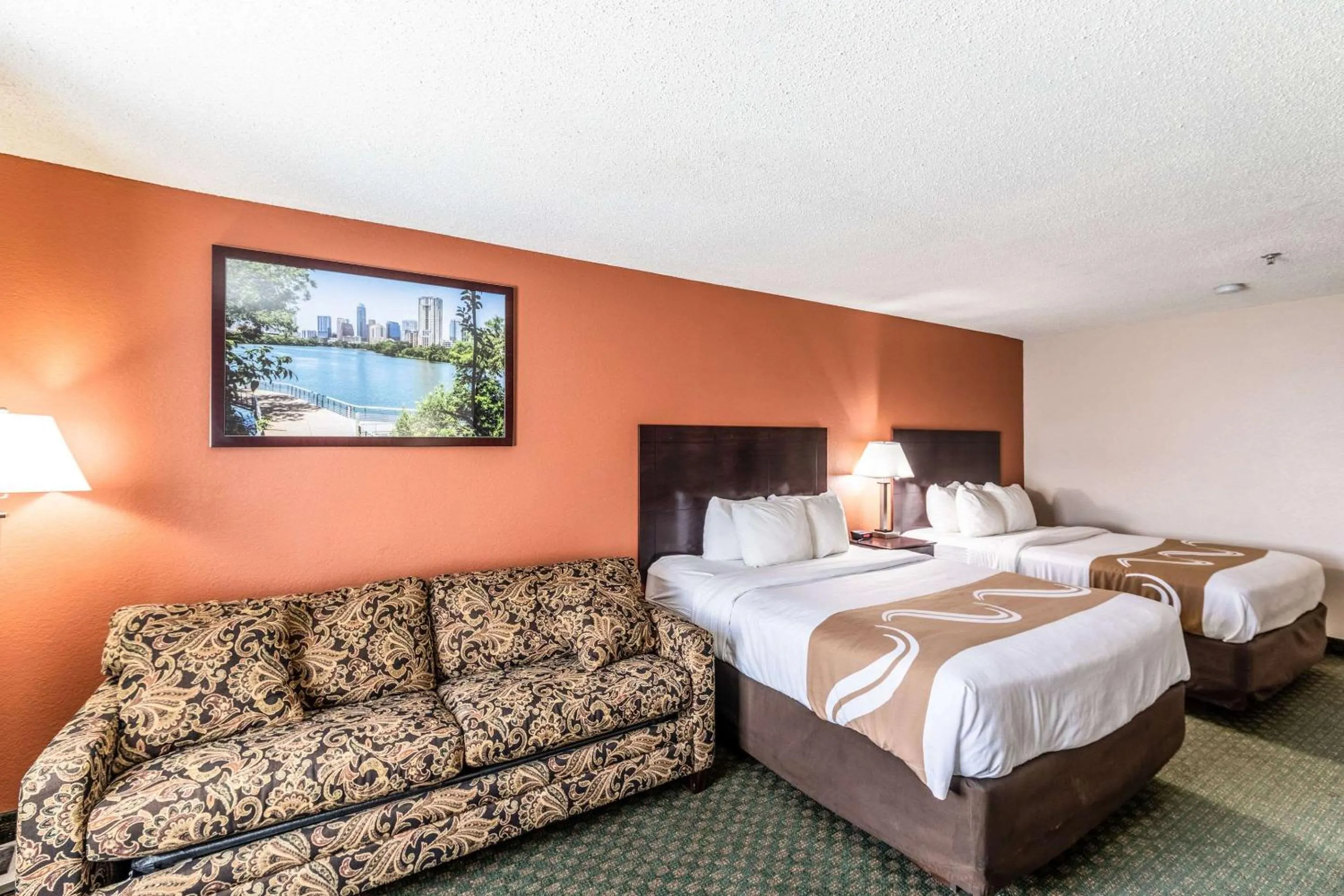Photo of the whole room, Bed in Quality Inn Cedar Park - Austin Northwest