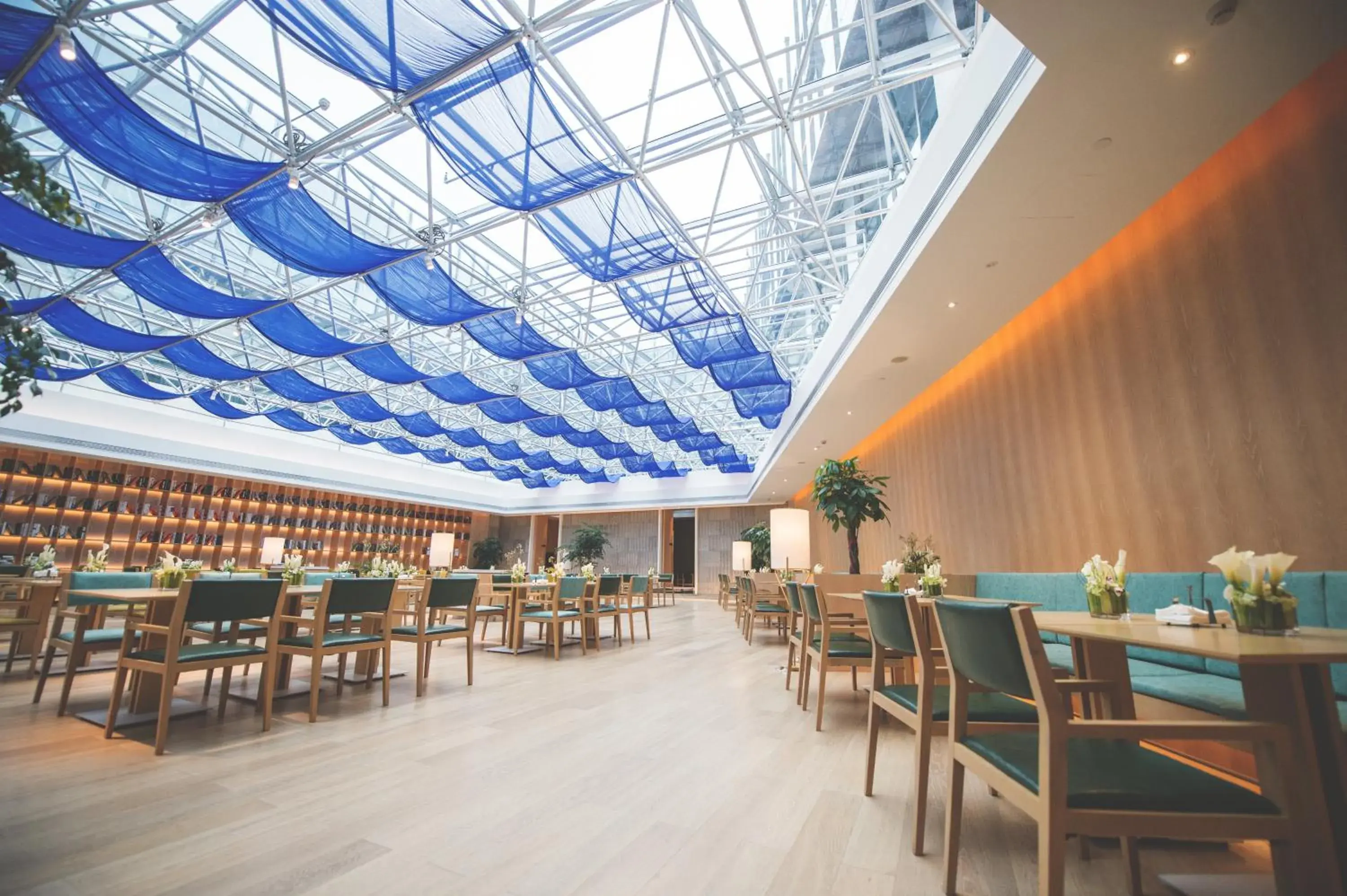 Restaurant/places to eat in Holiday Inn Express Shanghai Songjiang Fangta by IHG Restaurant/places to eat in Holiday Inn Express Shanghai Songjiang Fangta by IHG