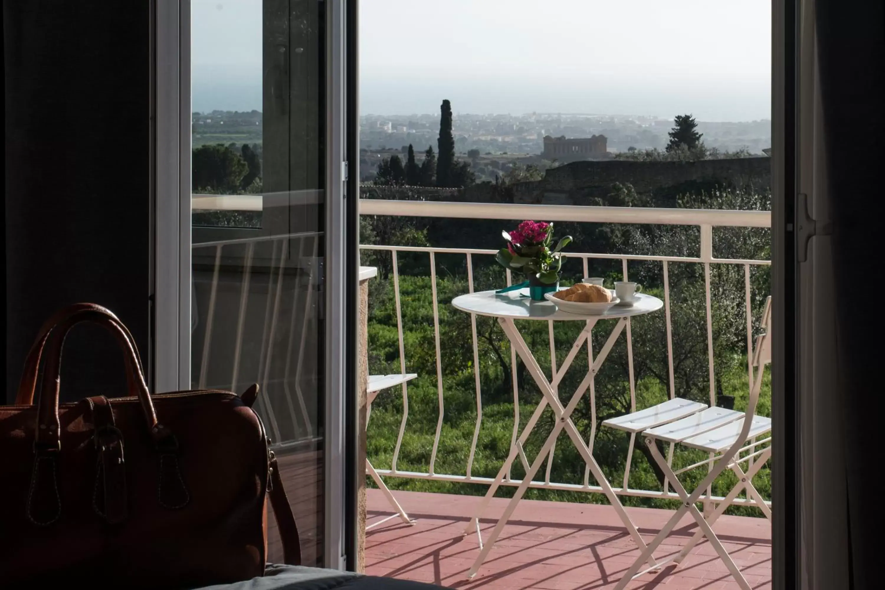 Landmark view, Balcony/Terrace in Panoramica dei Templi B&B