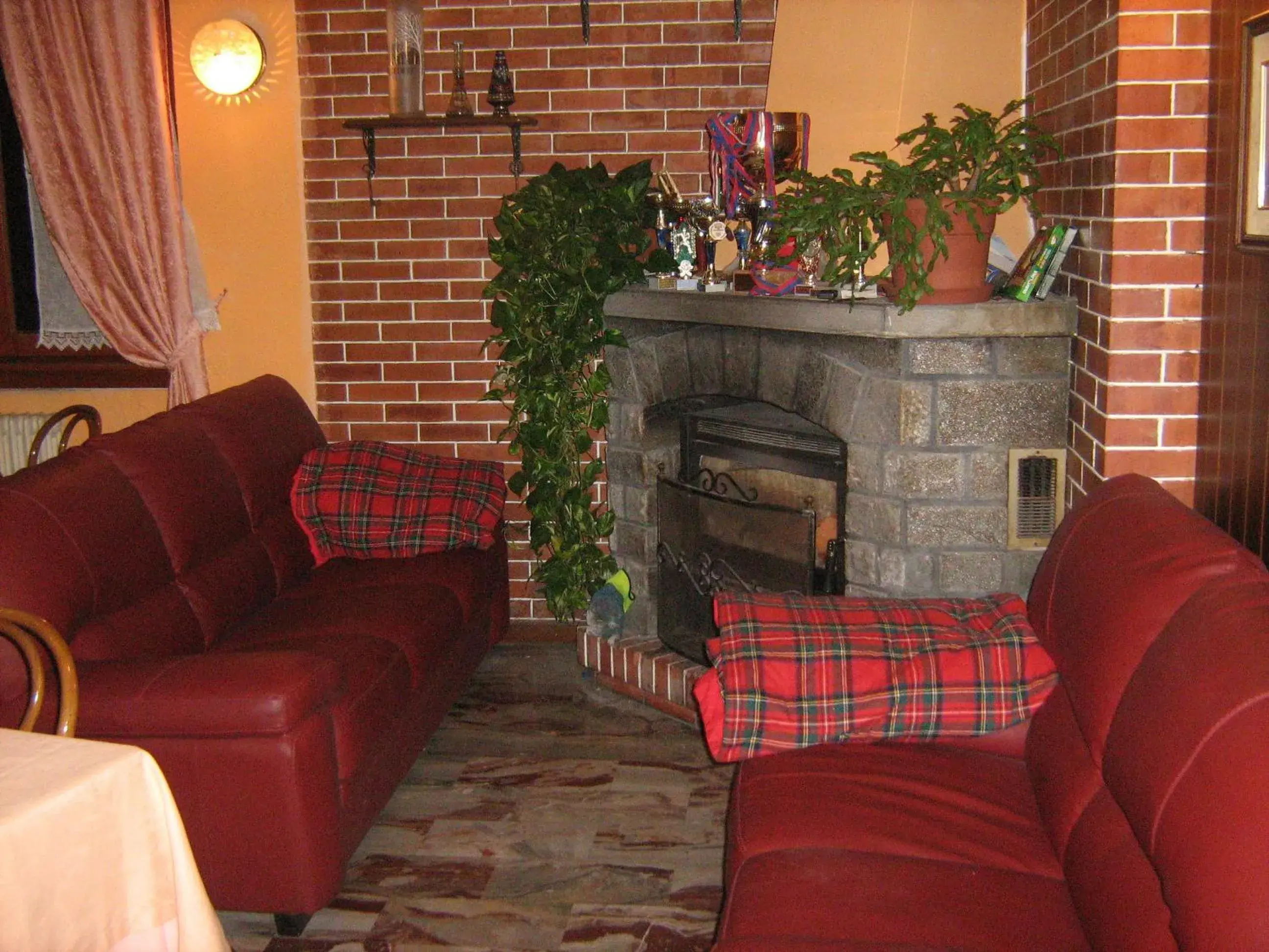 Communal lounge/ TV room, Seating Area in Hotel San Marino