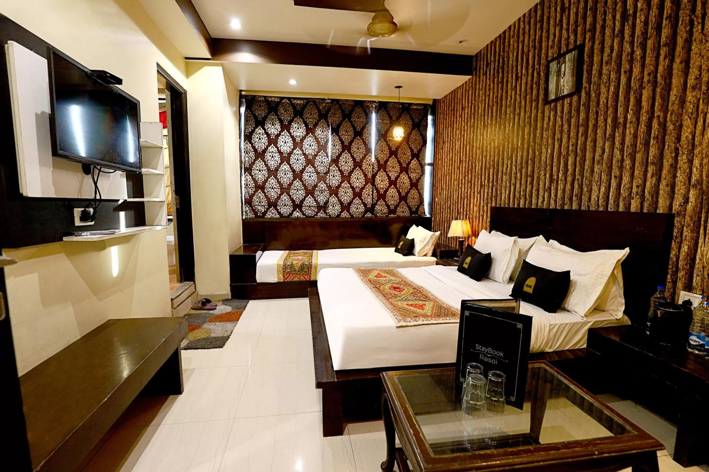 Communal lounge/ TV room, Seating Area in Staybook - Hotel City Stories - By Aira Xing, Paharganj, New Delhi