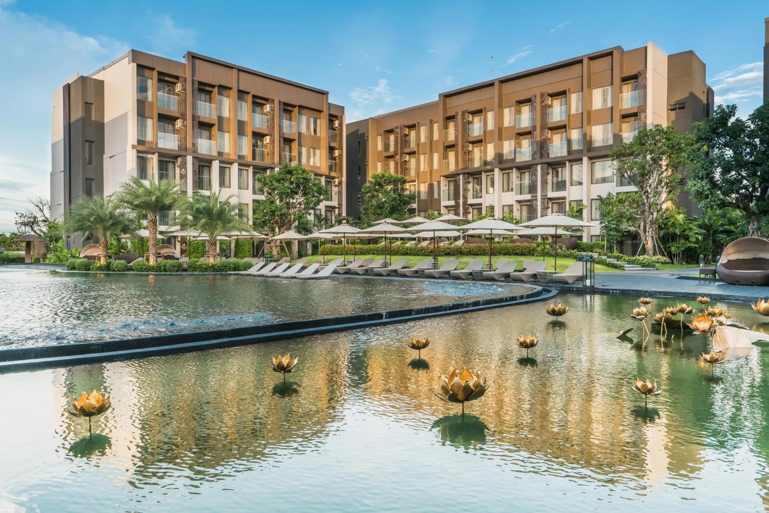 Property building in Divalux Resort & Spa Bangkok, Suvarnabhumi Airport-Free Shuttle