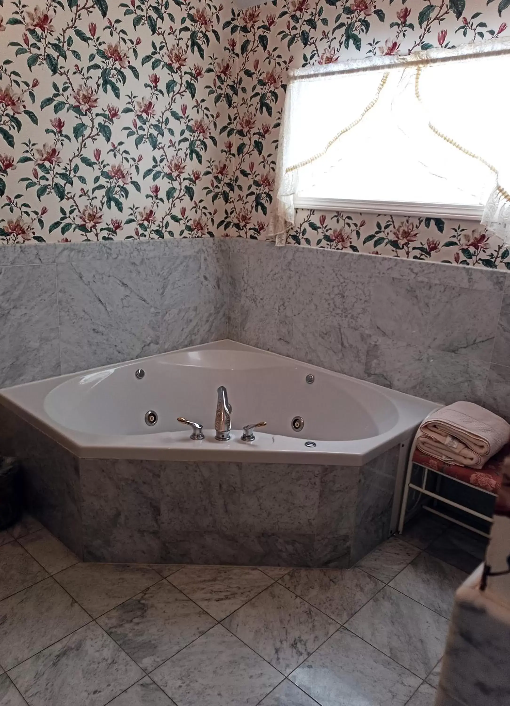 Bath, Bathroom in Arlington Inn & Spa