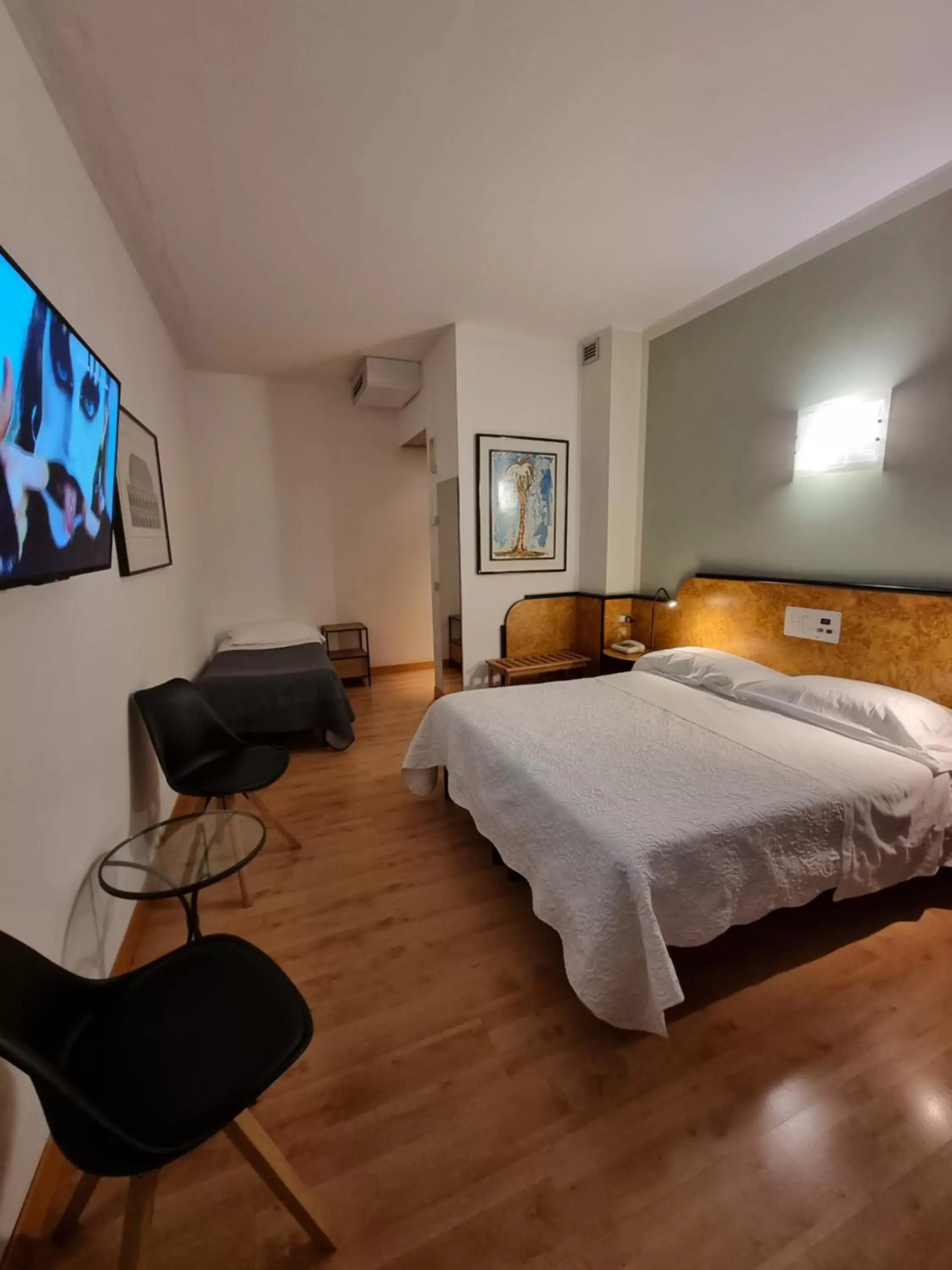 Bedroom, Bed in CityHotel Cristina Vicenza