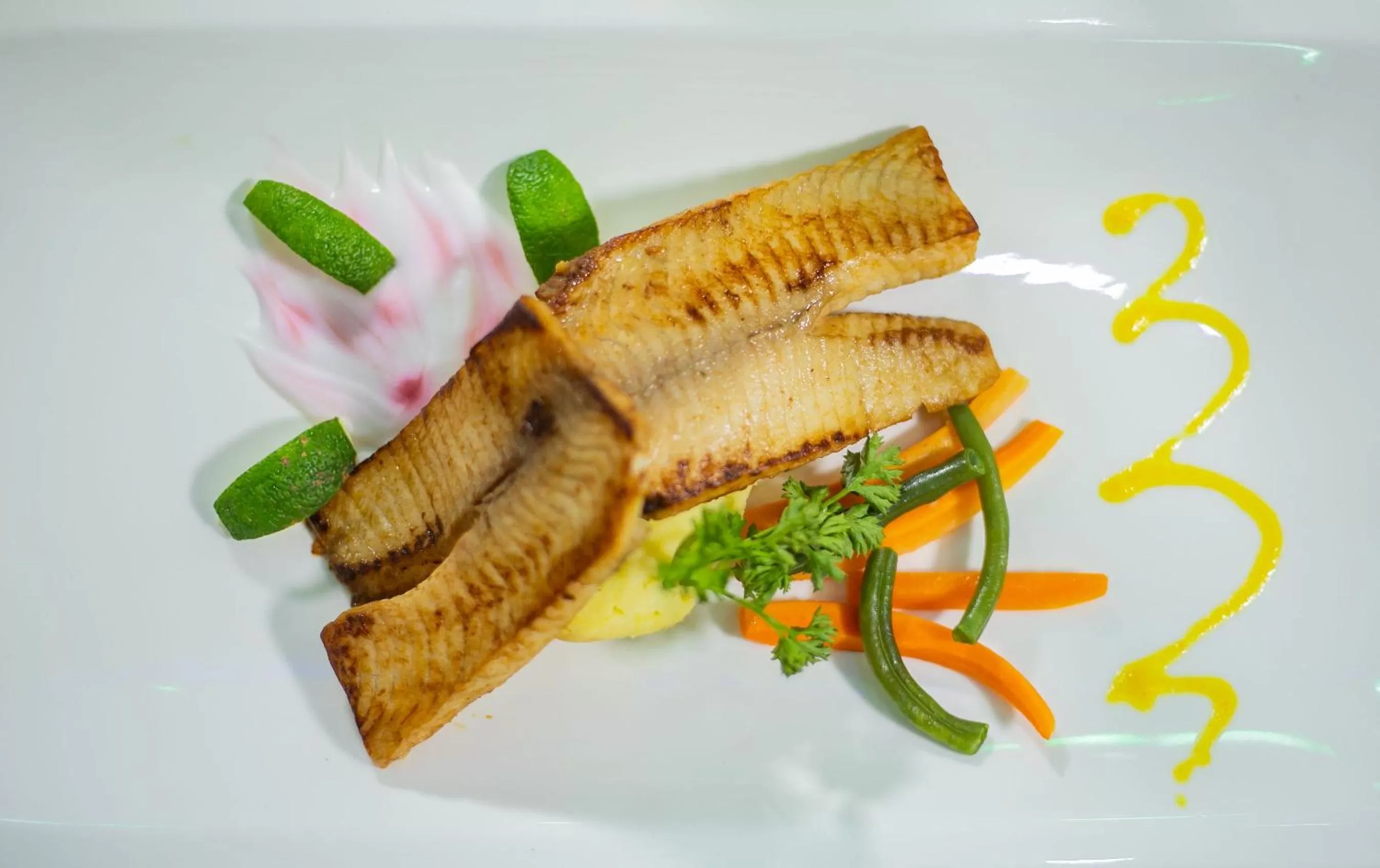 Breakfast in Lovely Garden Guest Home