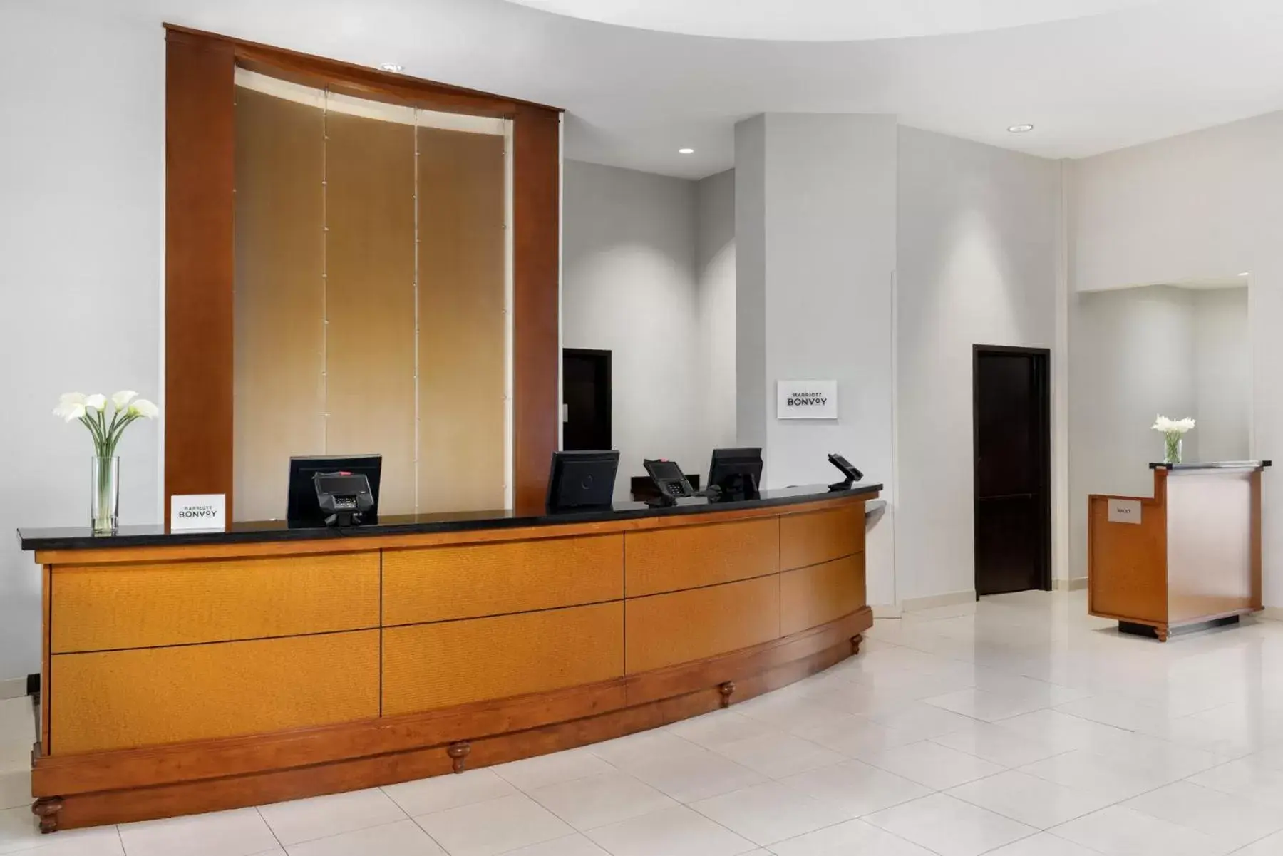 Lobby or reception, Lobby/Reception in Courtyard by Marriott Atlantic City Beach Block