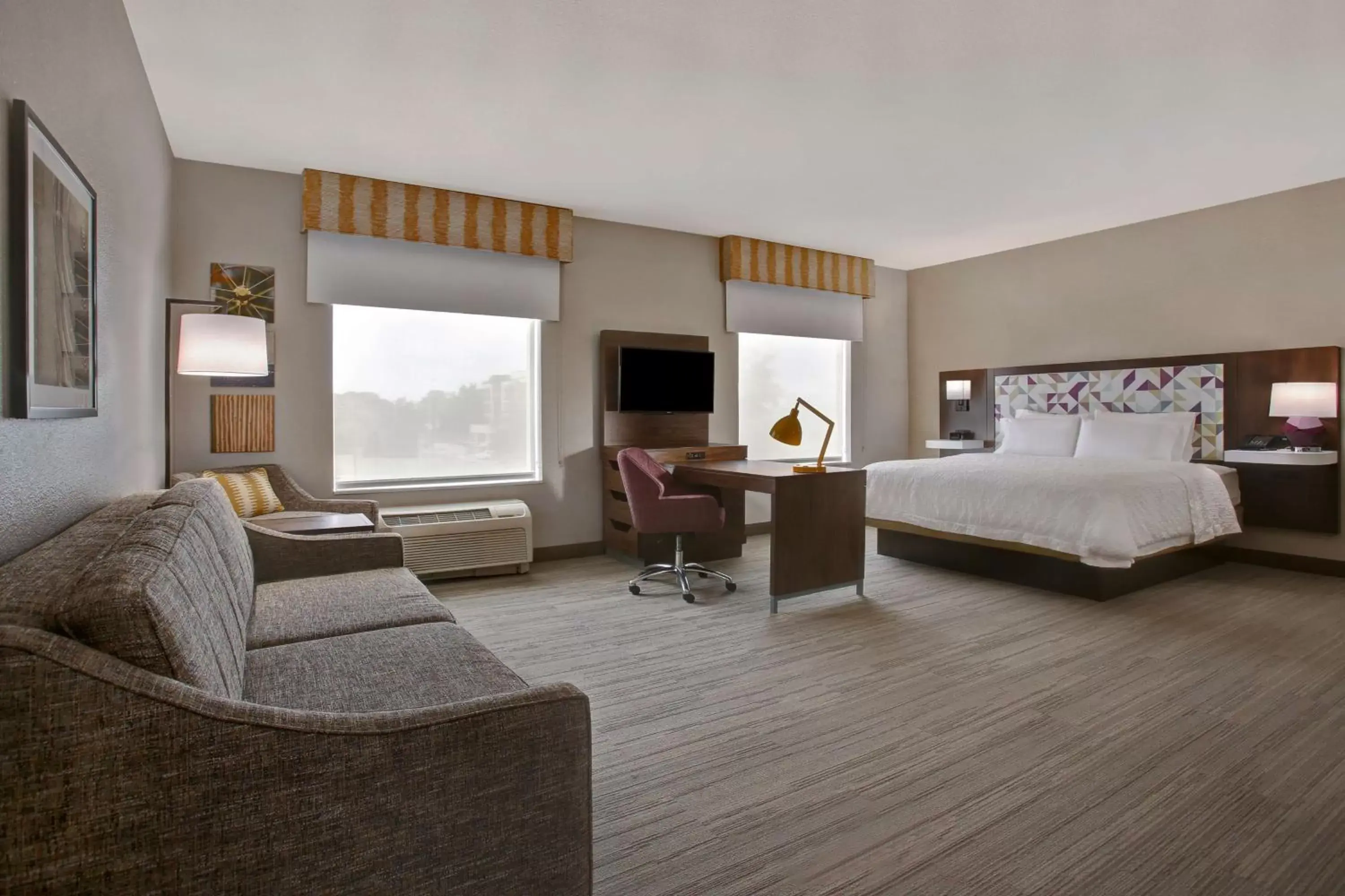 Bedroom in Hampton Inn & Suites Dallas-DeSoto