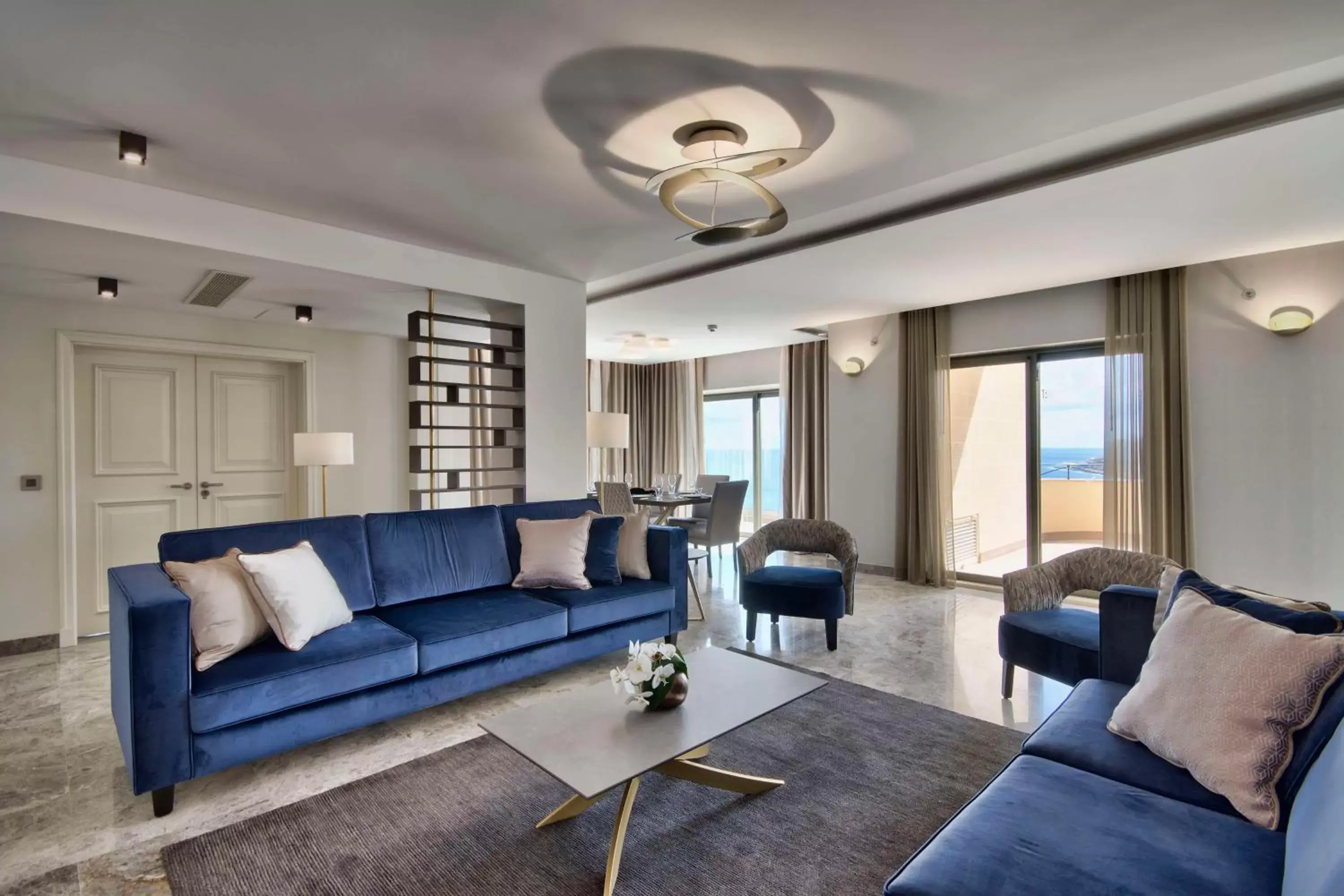 Living room, Seating Area in Hilton Malta