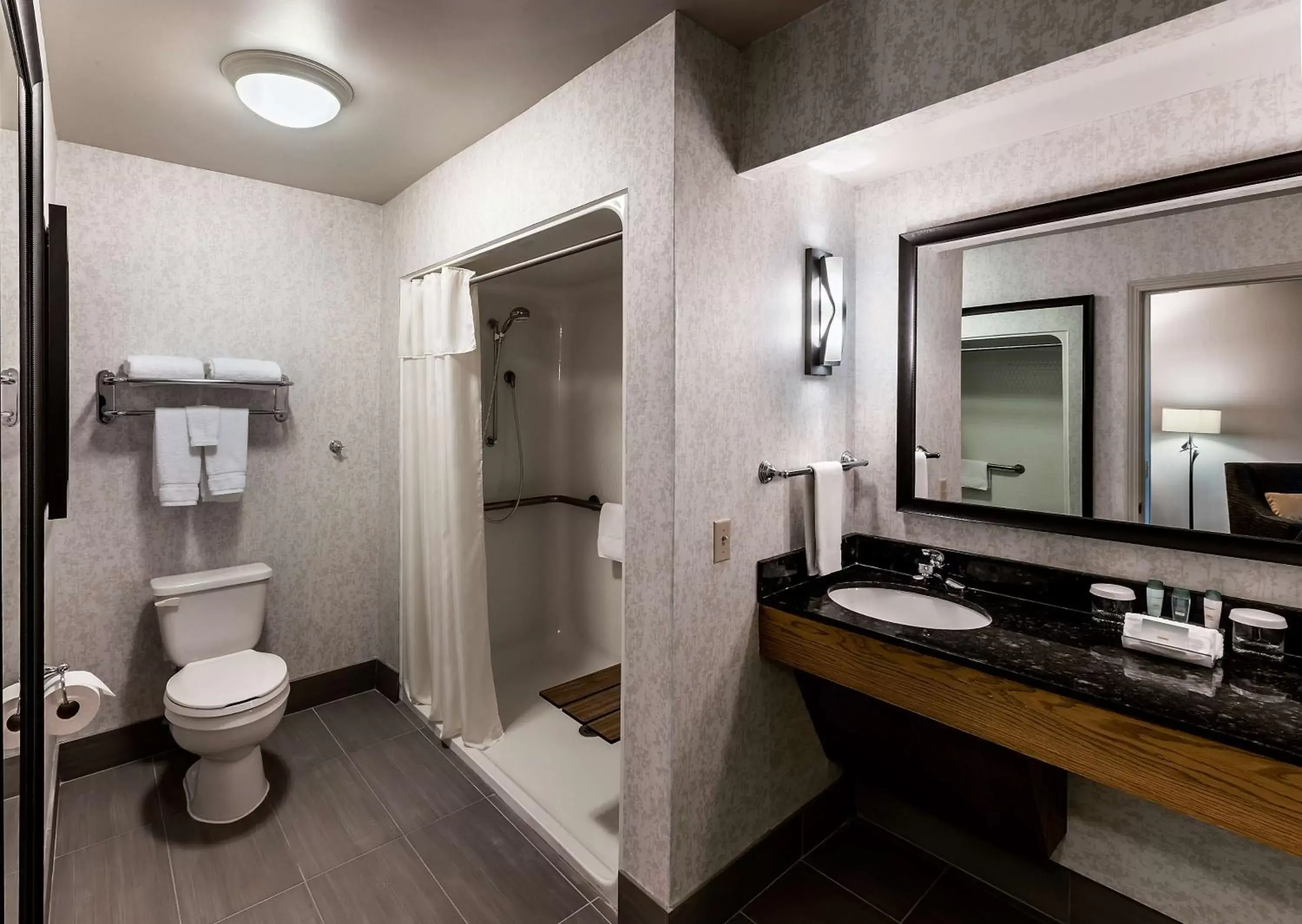 Bathroom in Homewood Suites by Hilton Buffalo/Airport