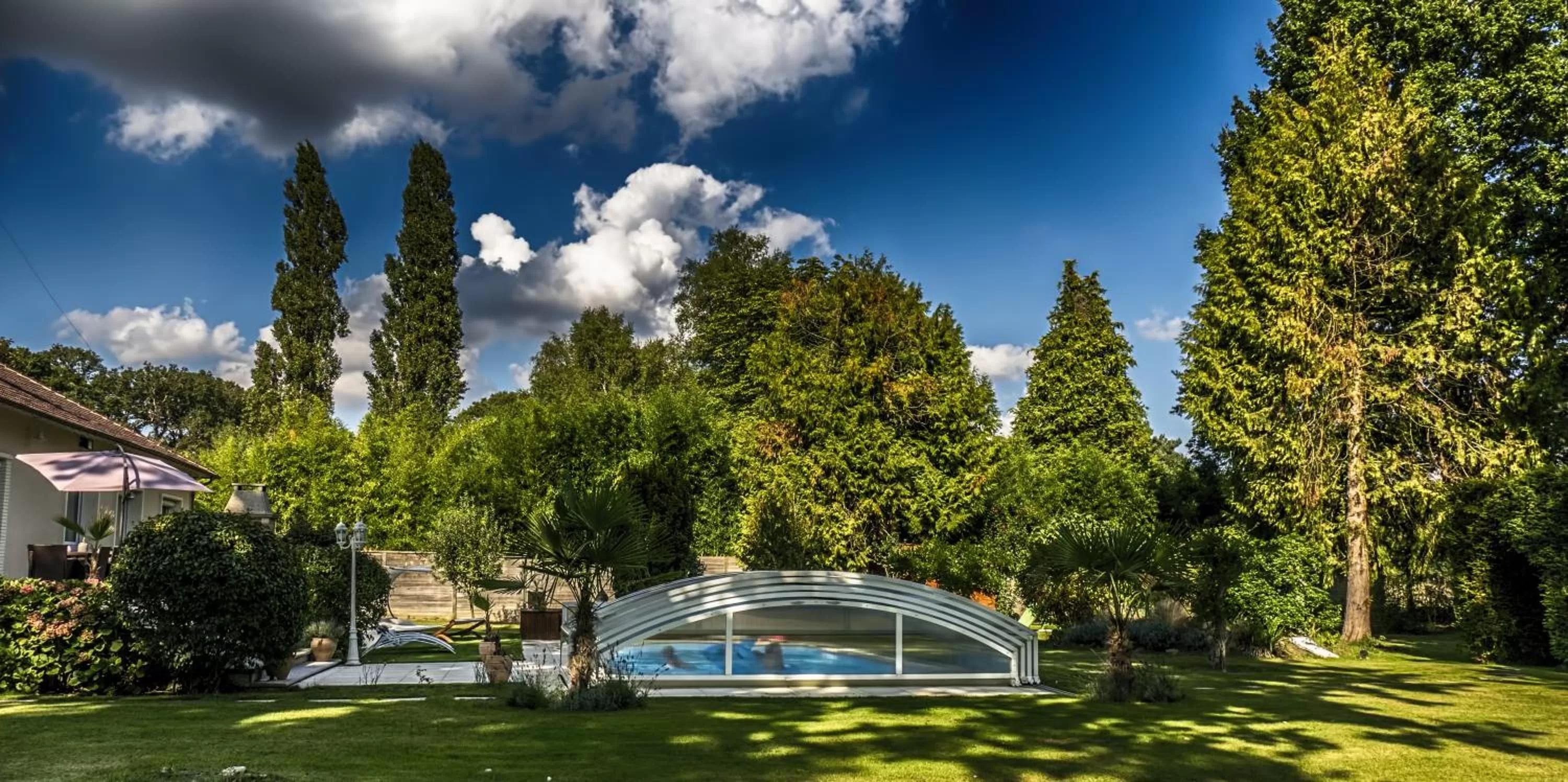 Garden view in Villa La Clef Des Champs