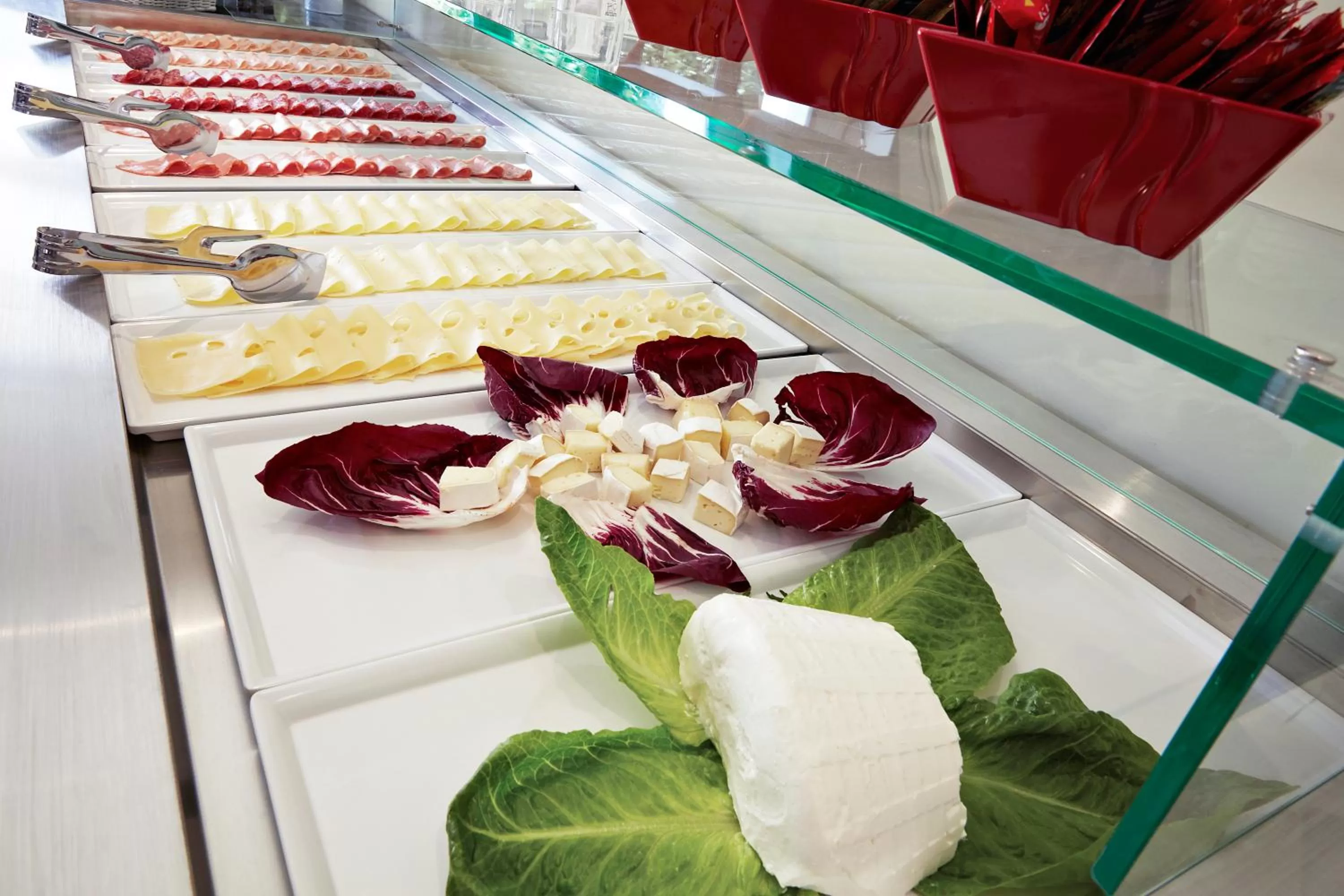 Continental breakfast in Hotel The Building