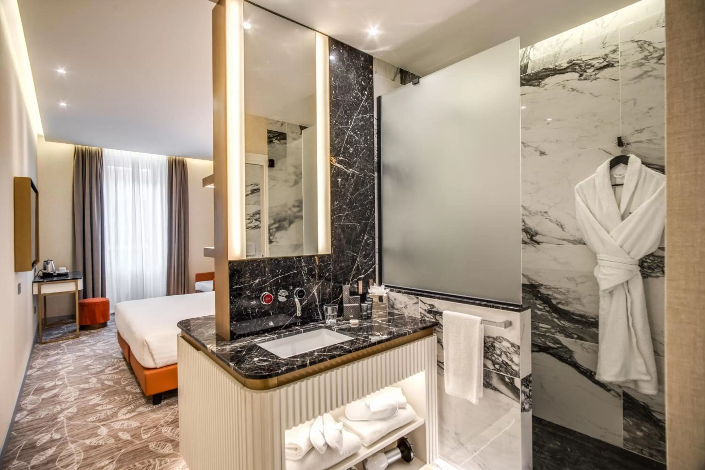 Bathroom in CC Palace Hotel