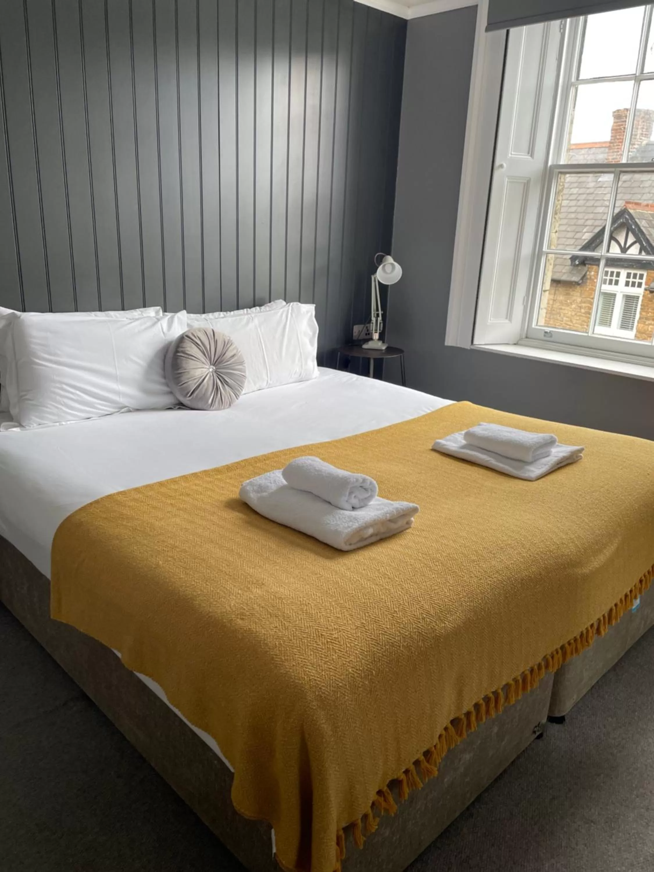 Bed in Rooms at Mill street