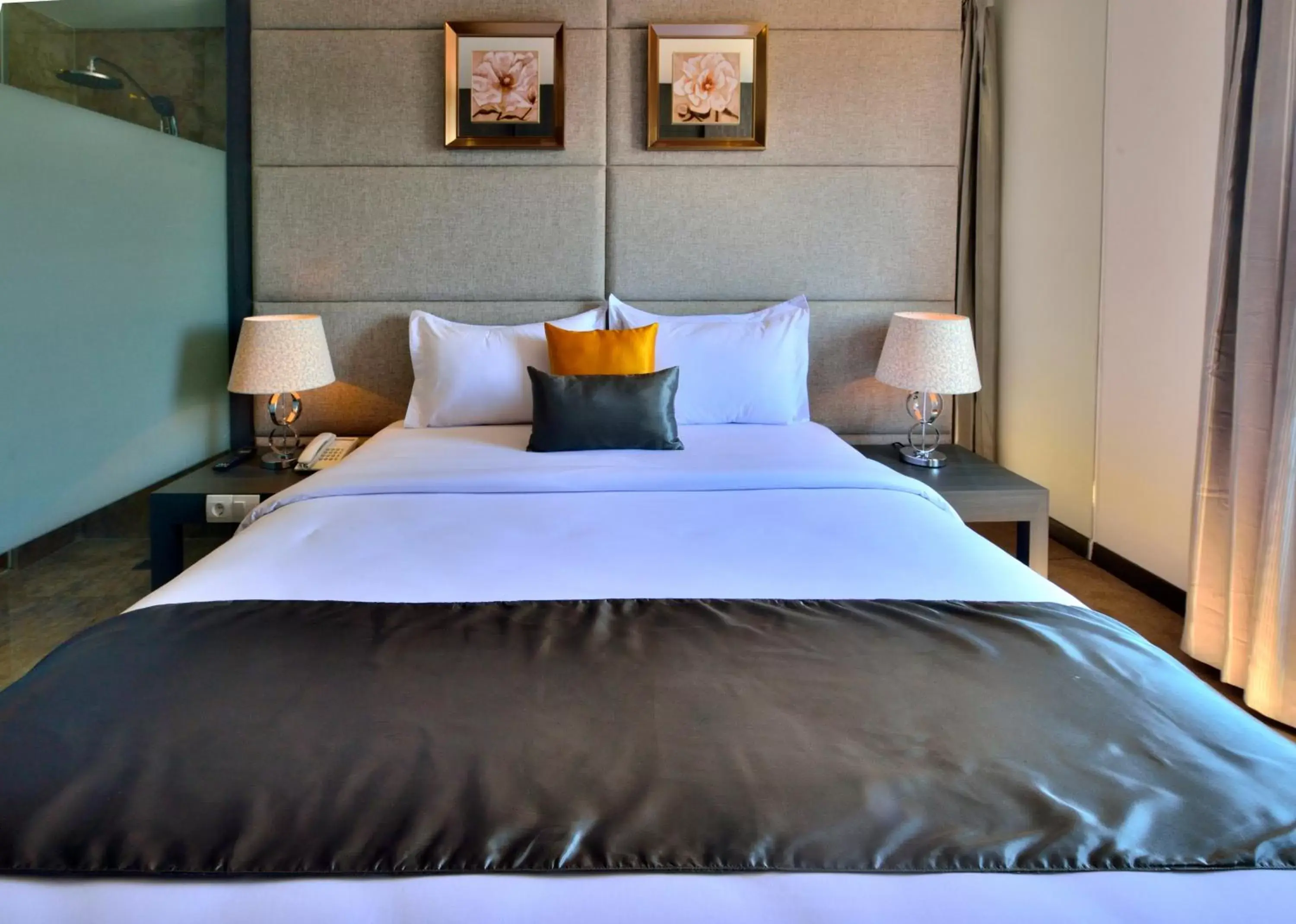 Bed in Serela Merdeka by KAGUM Hotels