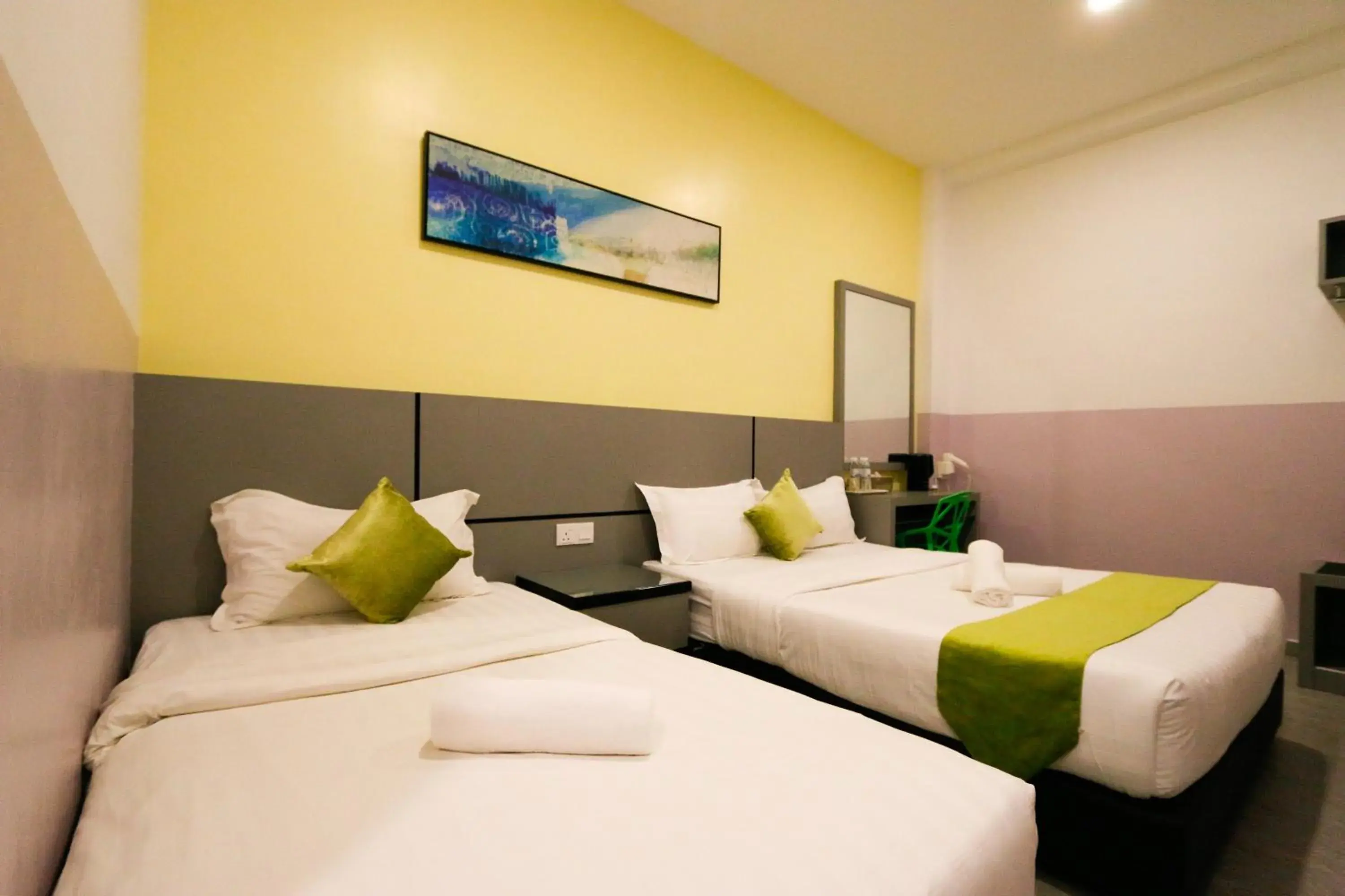Bedroom, Bed in Travelland Hotel