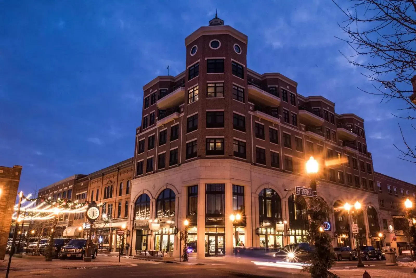 Neighbourhood, Property Building in Jefferson Street Inn, a Member of Radisson Individuals