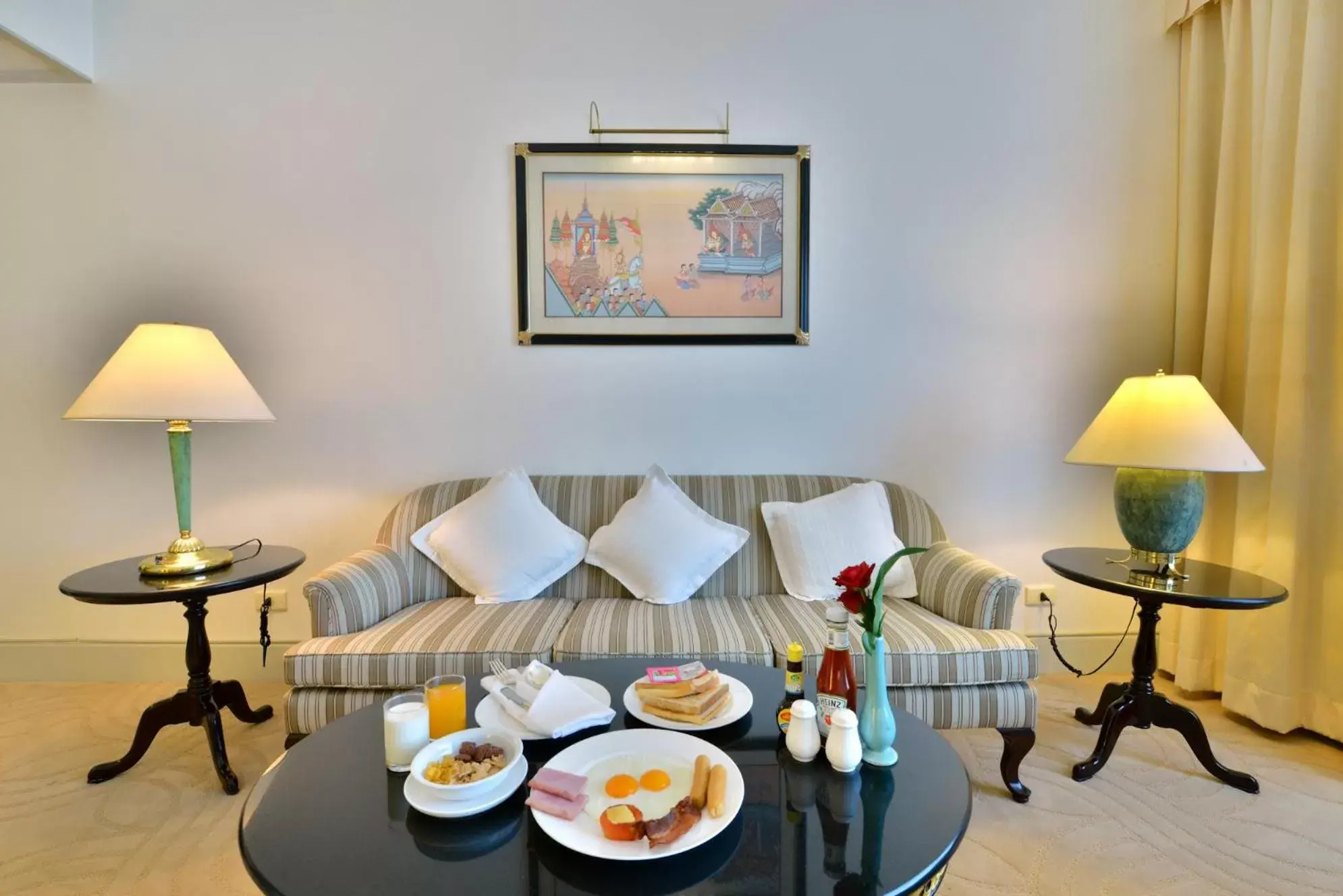 Food in Evergreen Laurel Hotel Bangkok Food in Evergreen Laurel Hotel Bangkok