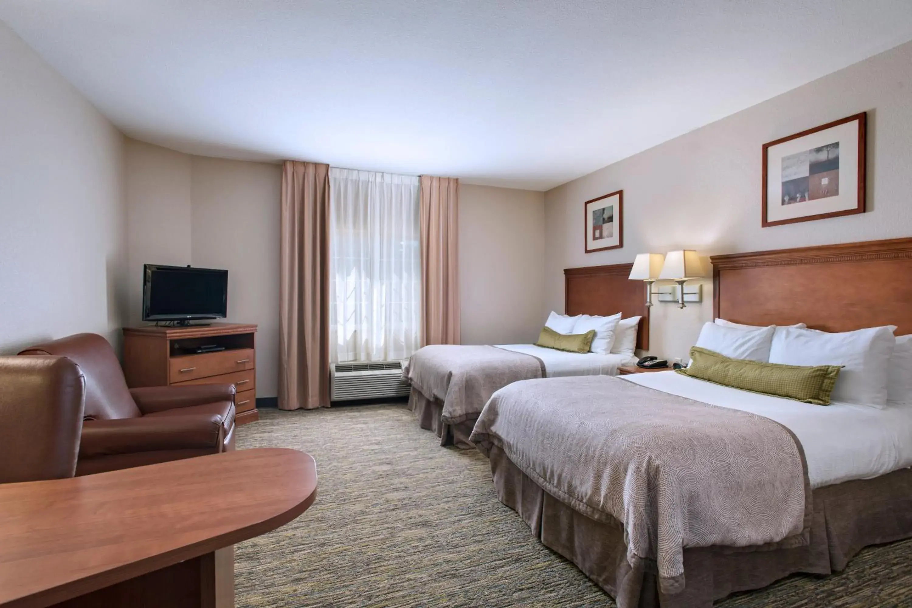 Photo of the whole room, Bed in Candlewood Suites Austin North-Cedar Park, an IHG Hotel