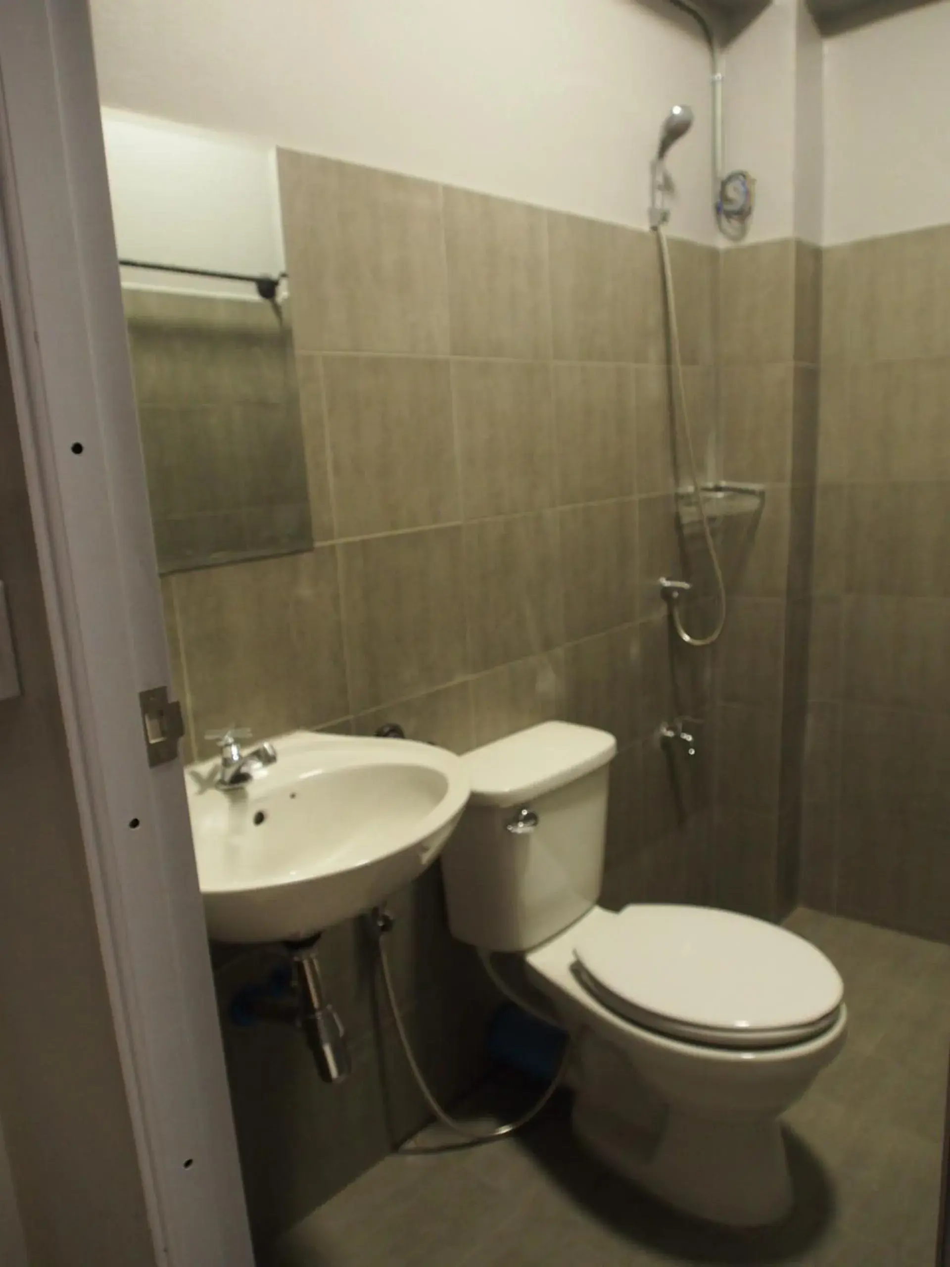 Toilet, Bathroom in Loft 21 Apartment Romklao