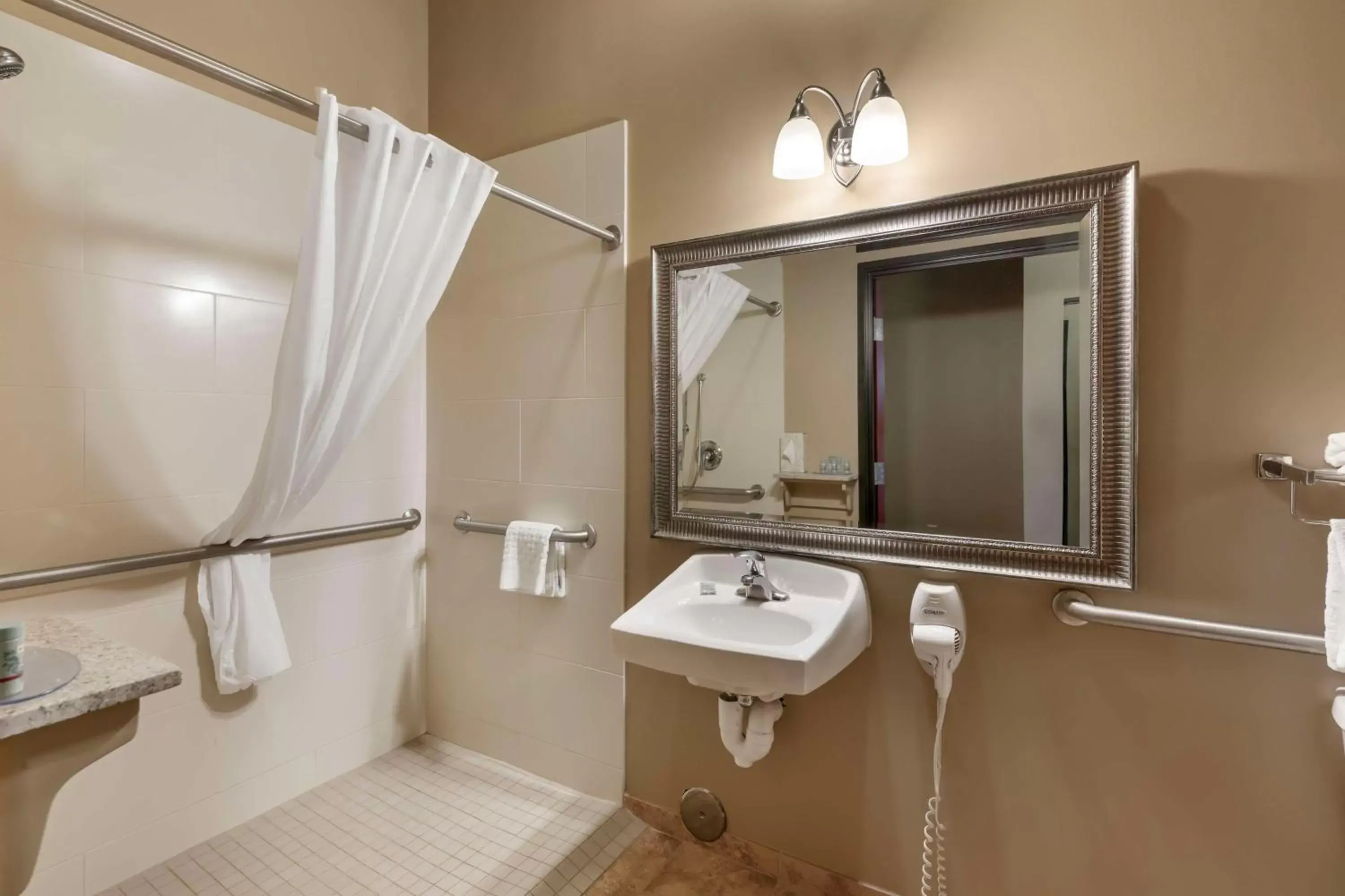 Bathroom in Best Western Golden Prairie Inn and Suites