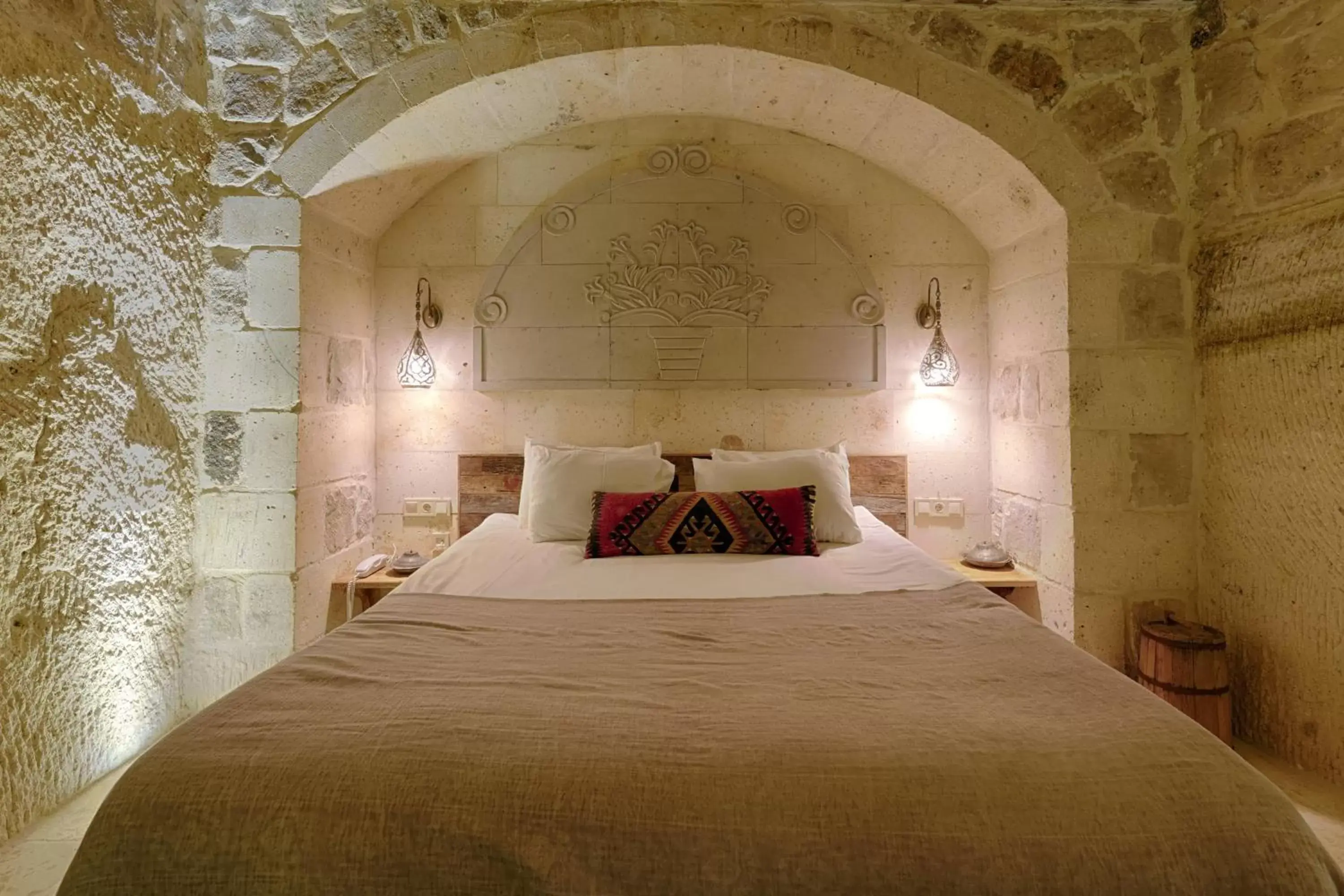 Deluxe Suite in Doda Artisanal Cave Hotel Adults only