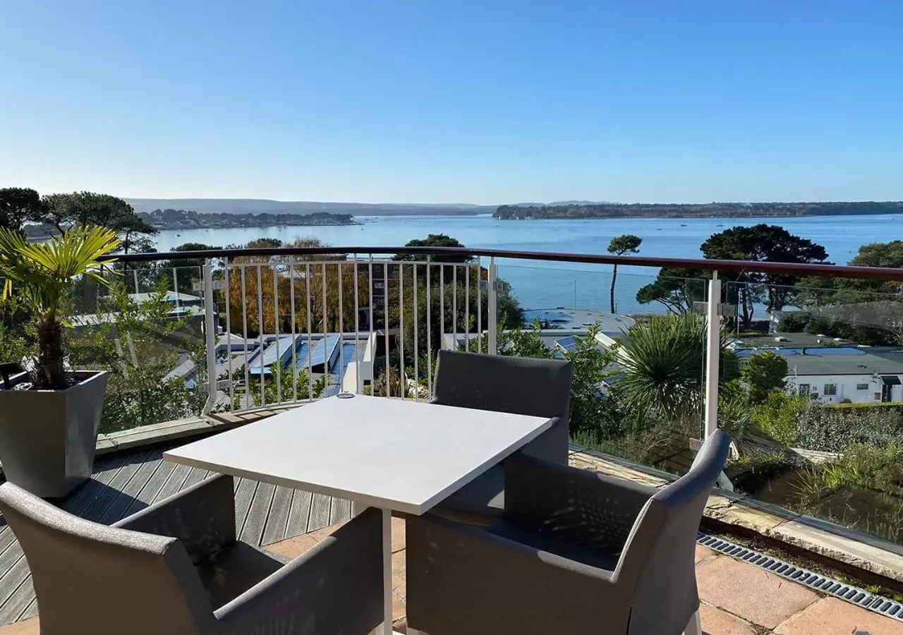 Balcony/Terrace in Harbour Heights Hotel