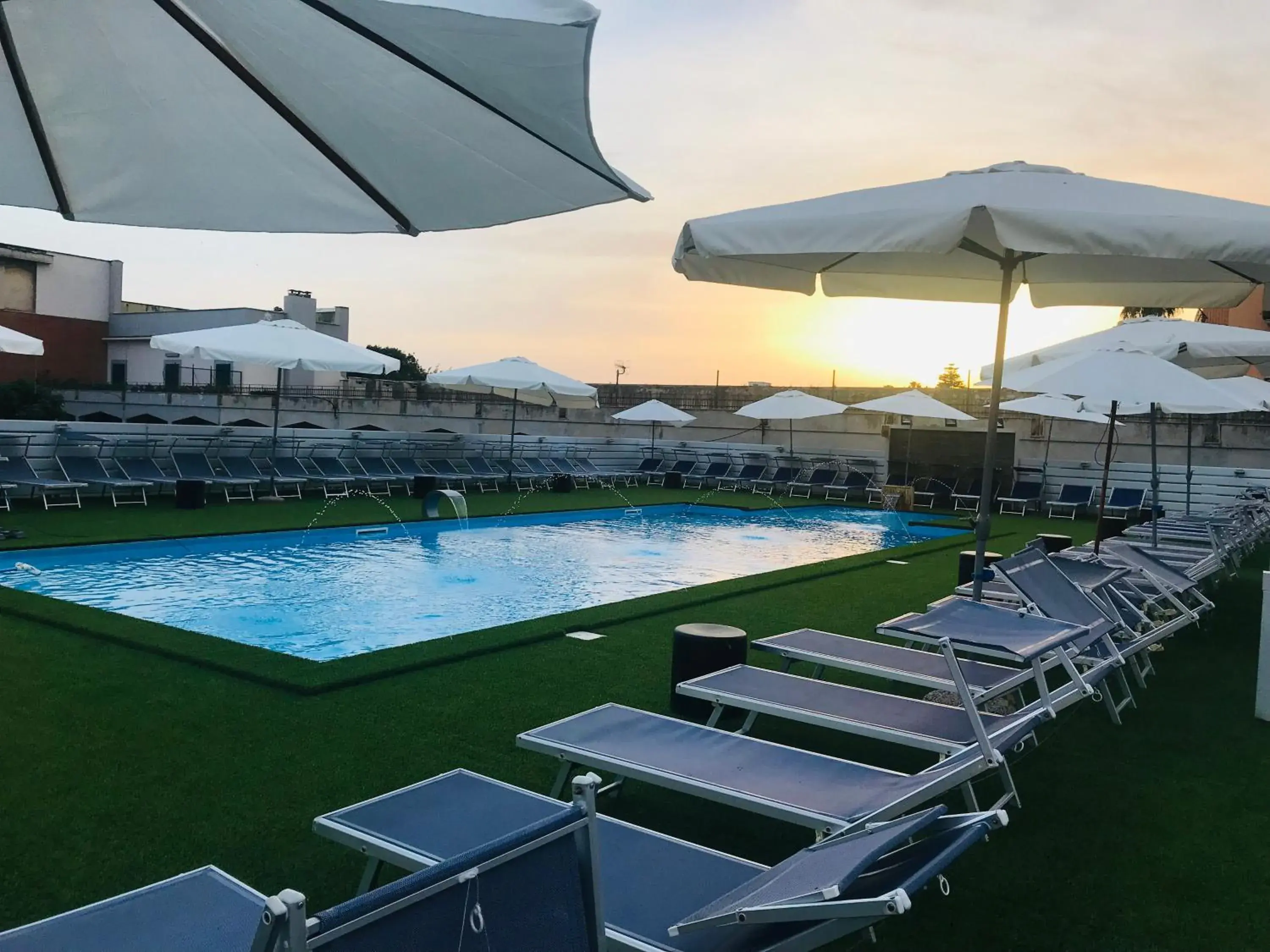 Swimming Pool in Hotel Borbonico di Pietrarsa