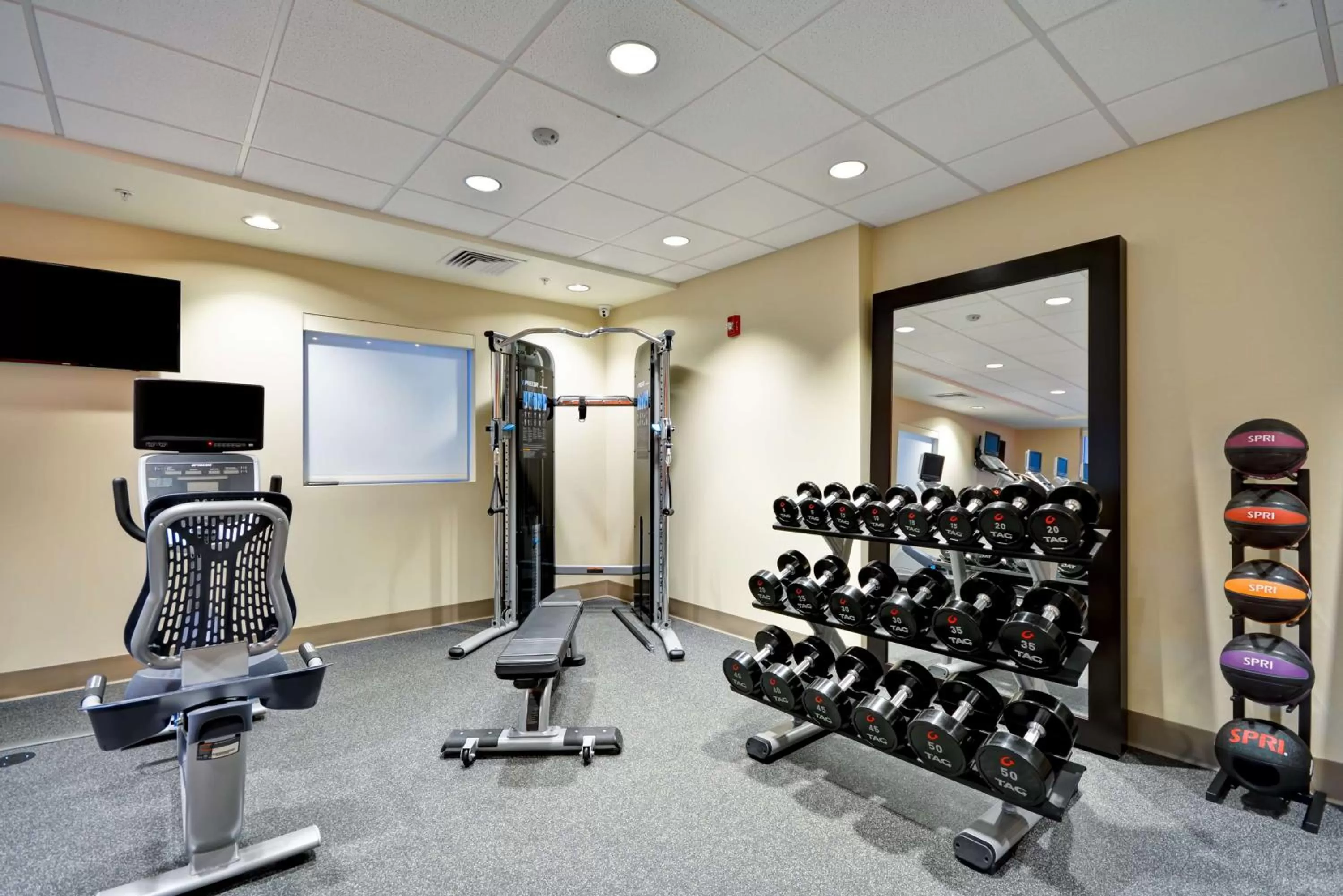 Fitness centre/facilities in Home2 Suites By Hilton Livermore