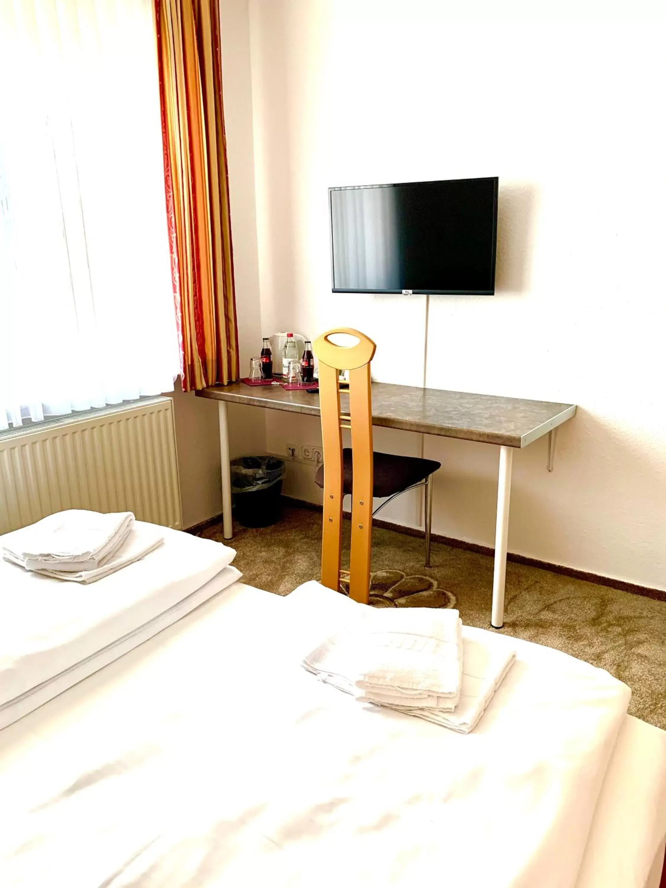 Economy Double Room in DUA Hotel Economy Double Room in DUA Hotel