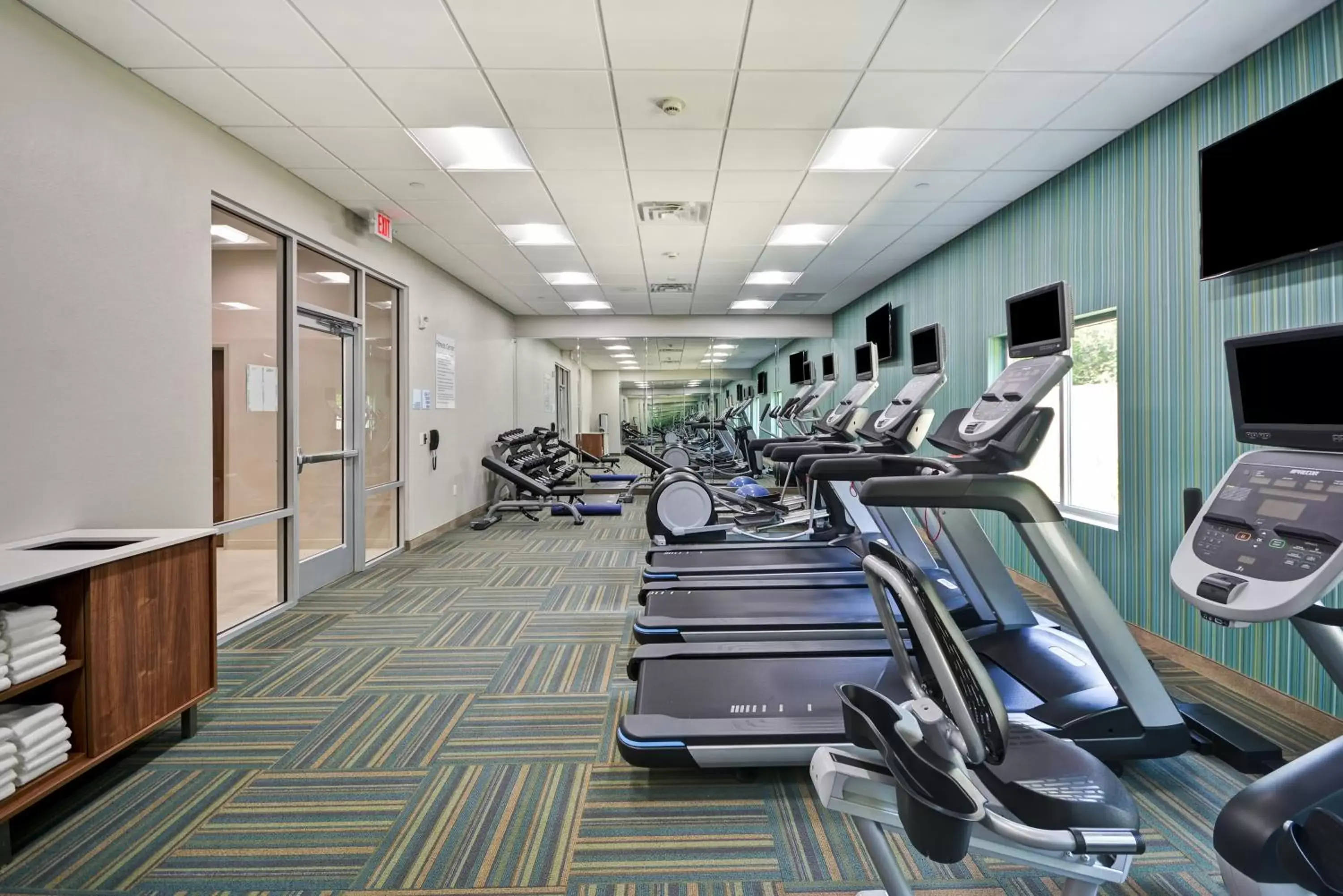 Fitness centre/facilities, Fitness Center/Facilities in Holiday Inn Express & Suites - Houston NASA - Boardwalk Area, an IHG Hotel