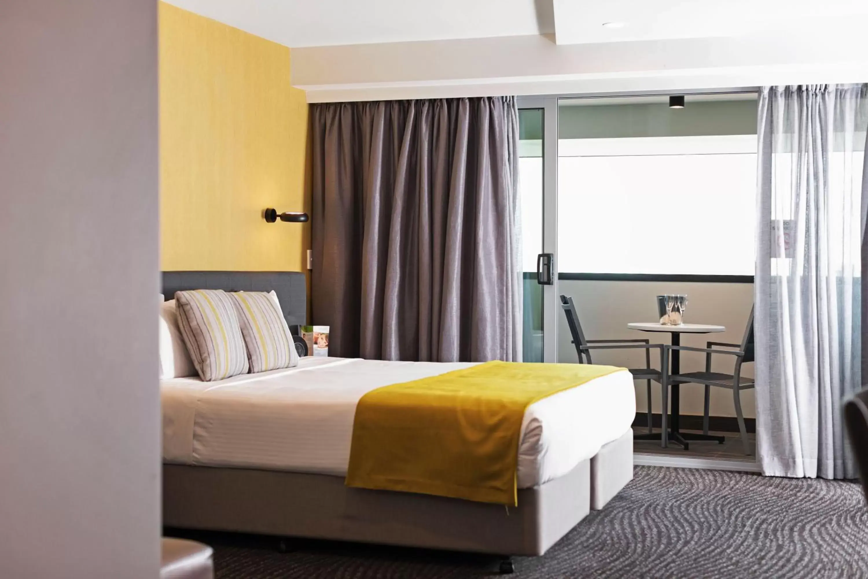 Bed in Mercure Melbourne Caroline Springs