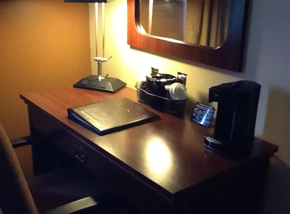 Decorative detail, TV/Entertainment Center in Ramada Hotel Ashland-Catlettsburg