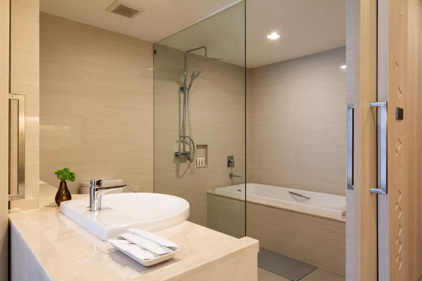 Bathroom in Ana Park Residence
