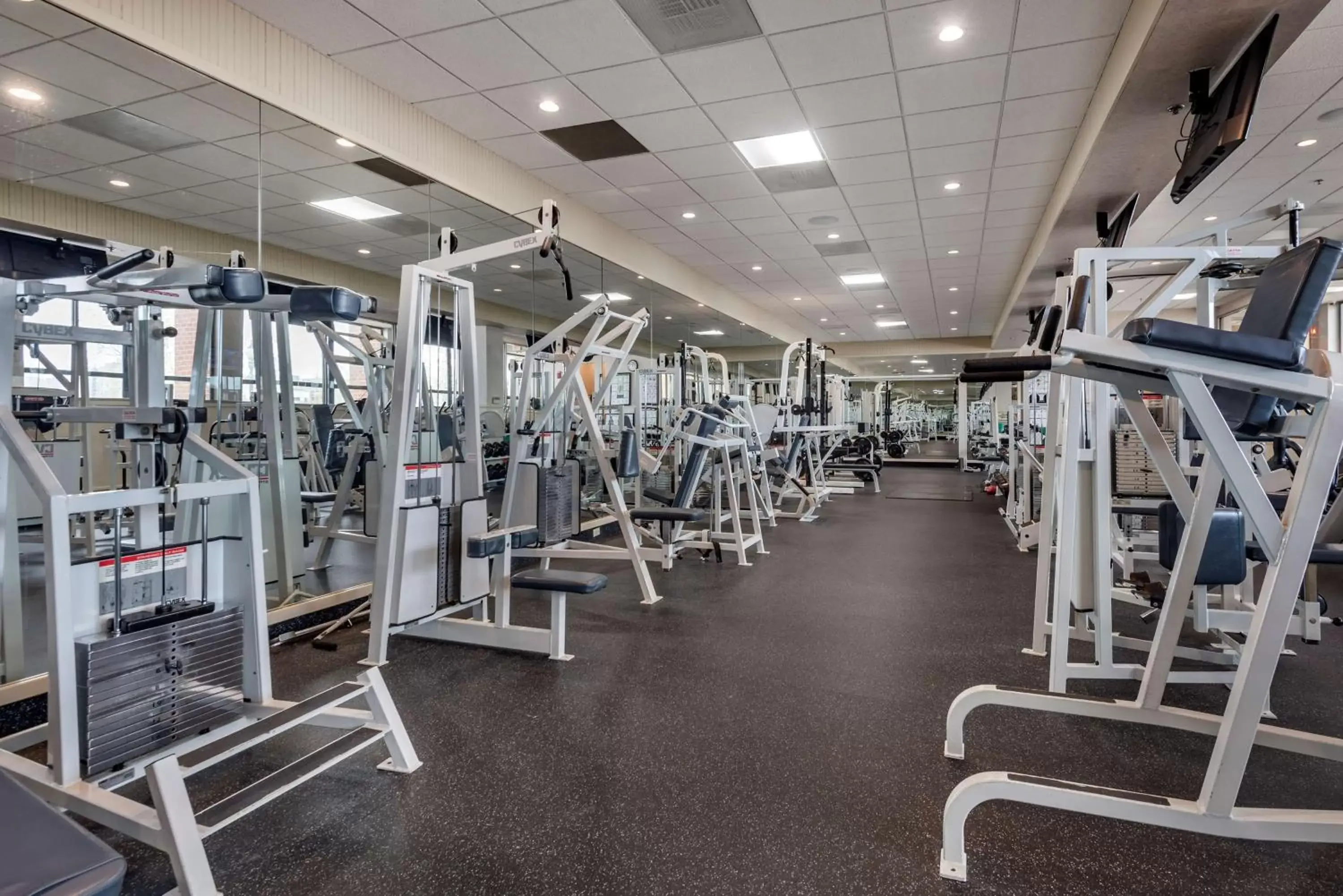 Spa and wellness centre/facilities, Fitness Center/Facilities in Best Western Plus Oswego Hotel and Conference Center