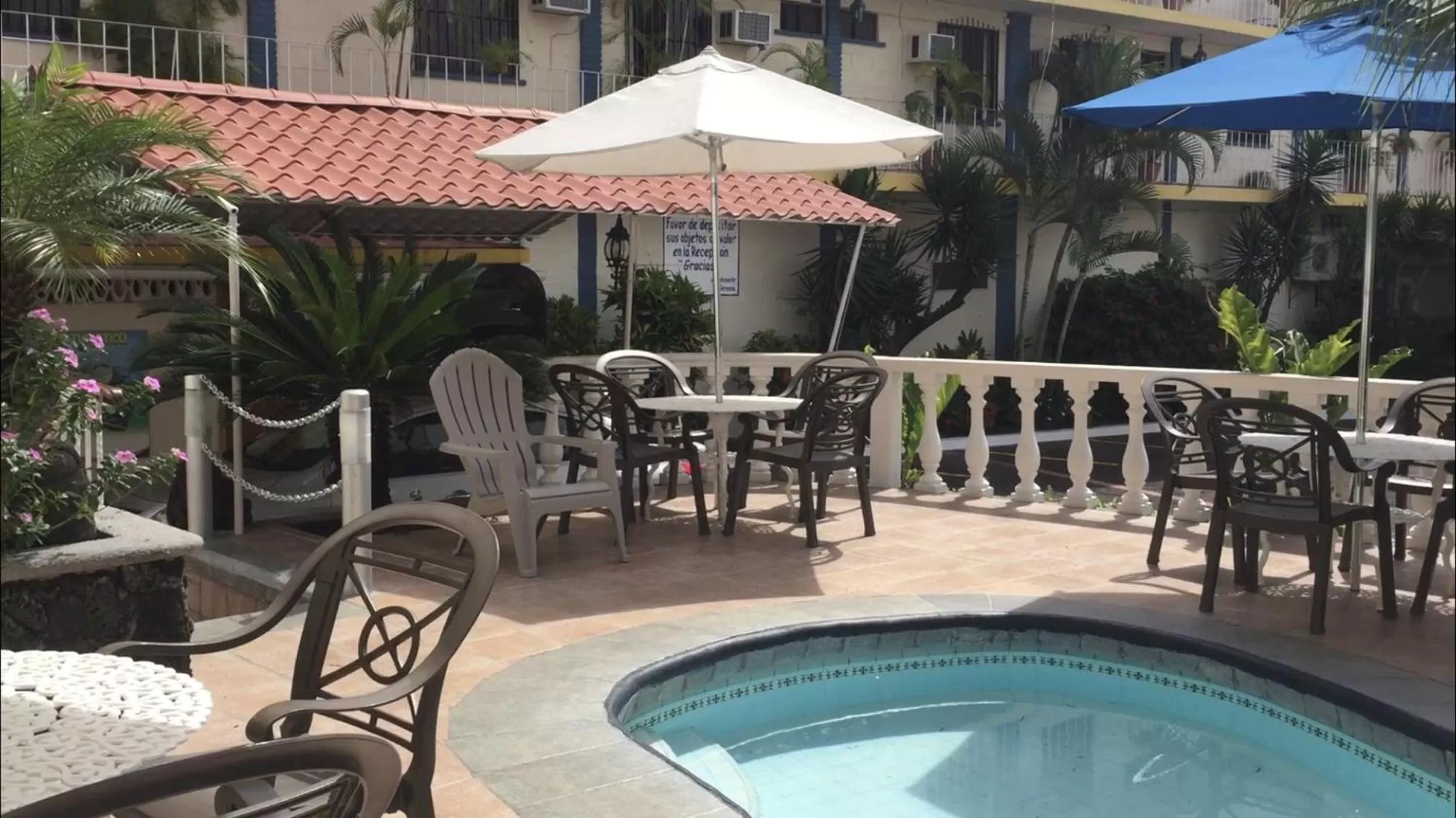 Swimming pool in Arcos hotel