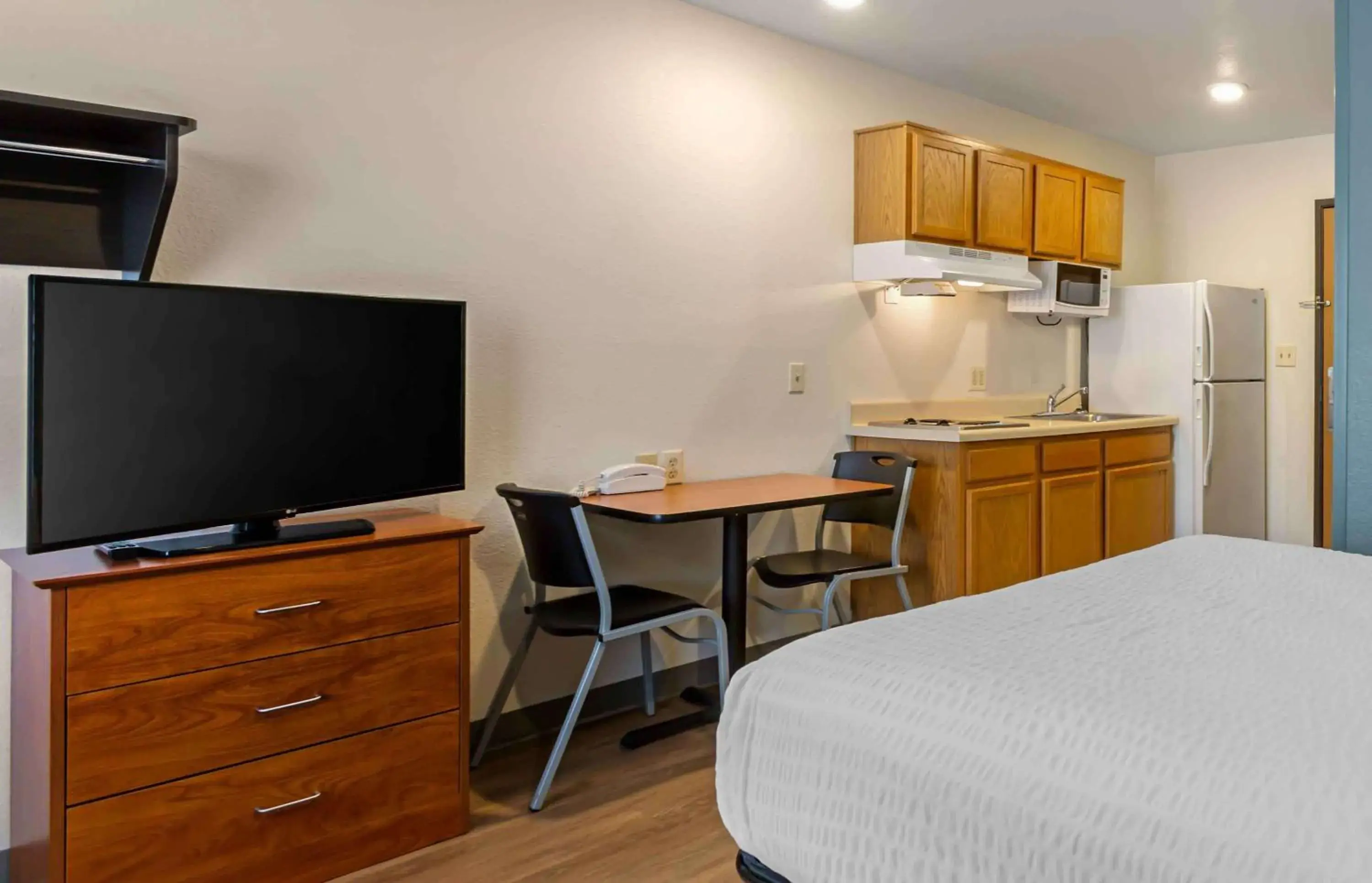 Bedroom, Bed in Extended Stay America Select Suites - Phoenix - Peoria - Sun City