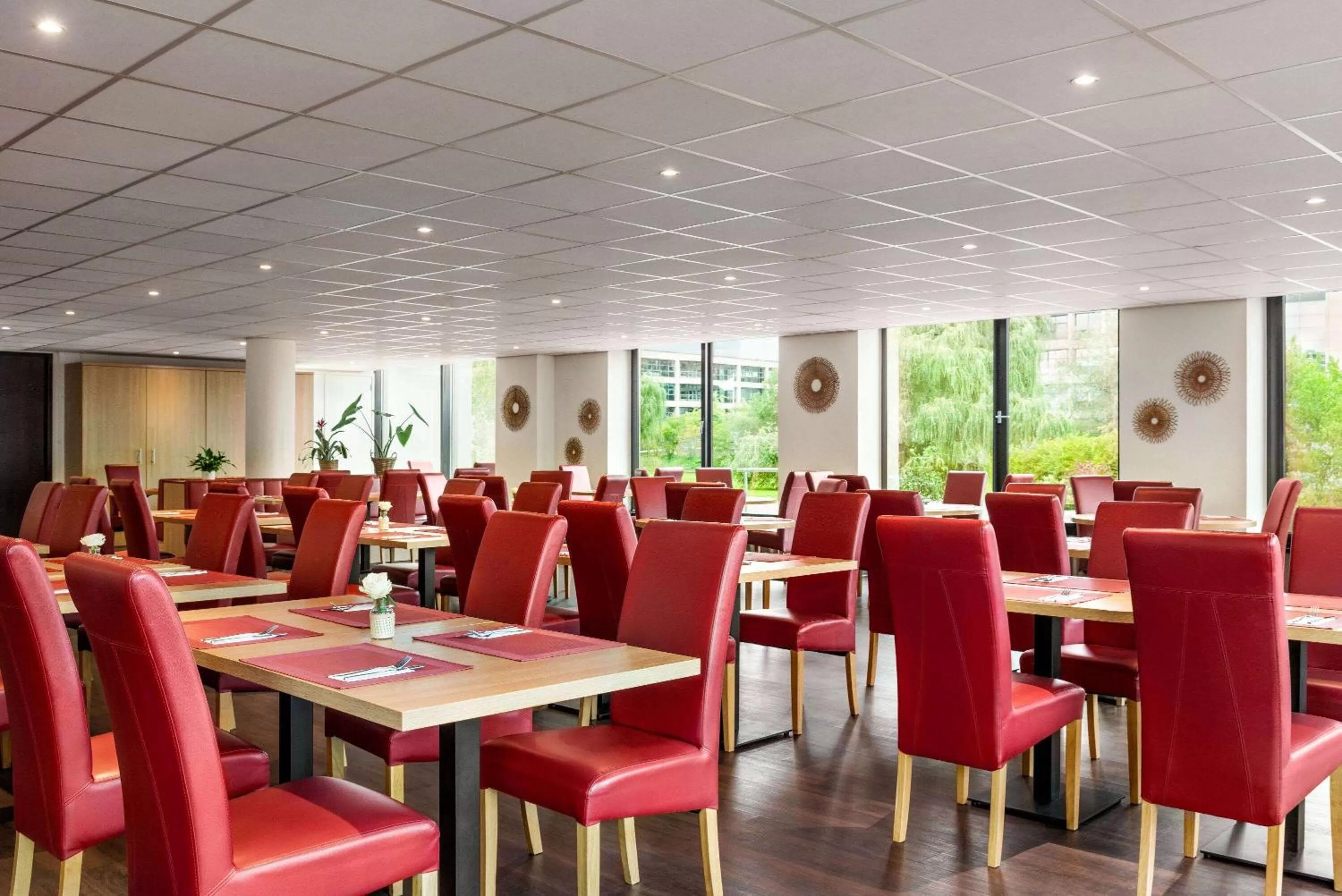 Restaurant/places to eat in Amedia Amsterdam Airport Schiphol, Trademark Collection by Wyndham