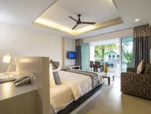 Bed in Anyavee Tubkaek Beach Resort- SHA Plus
