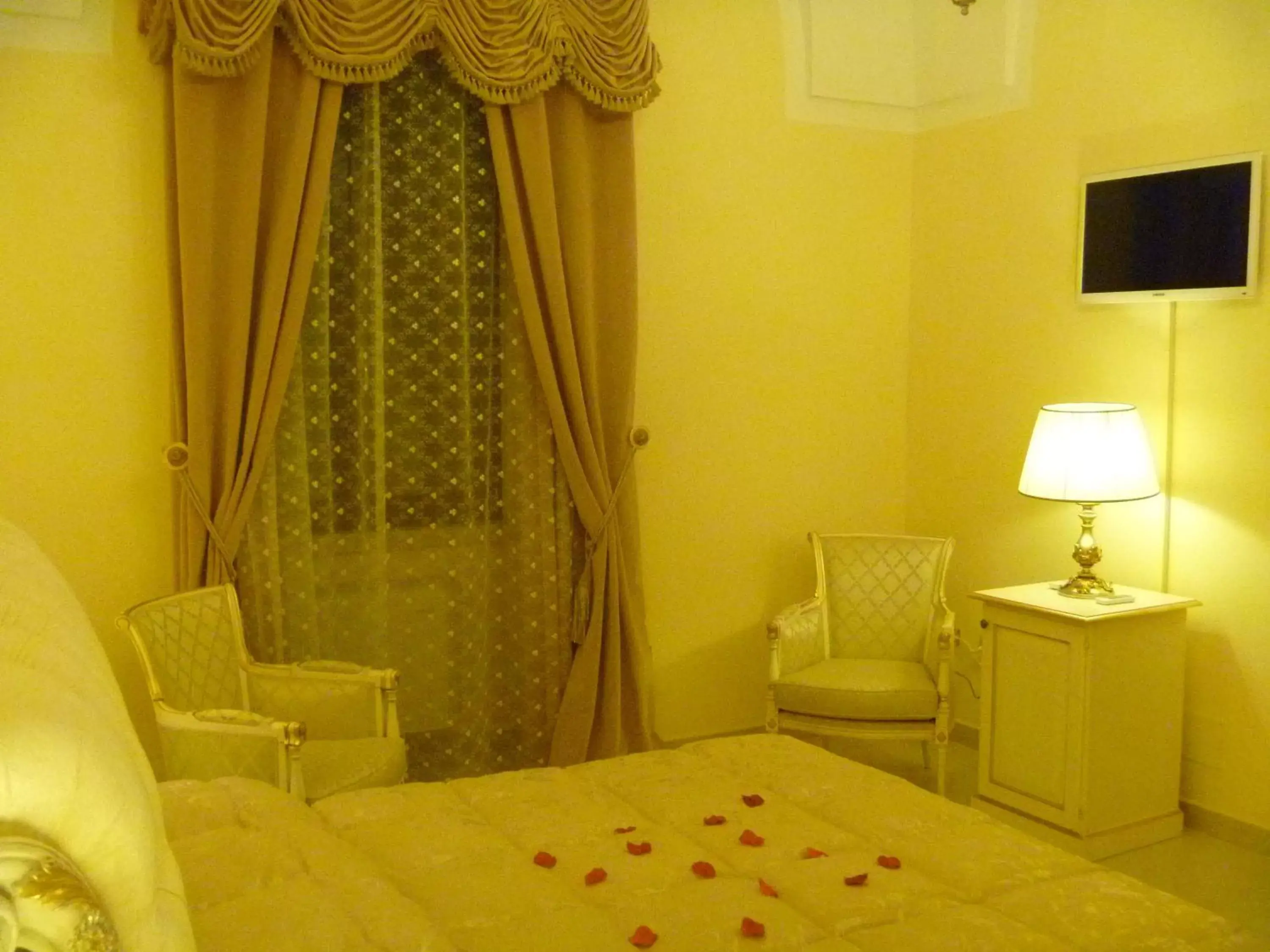 Comfort Double Room with Shower in Castello Conti Filo Comfort Double Room with Shower in Castello Conti Filo