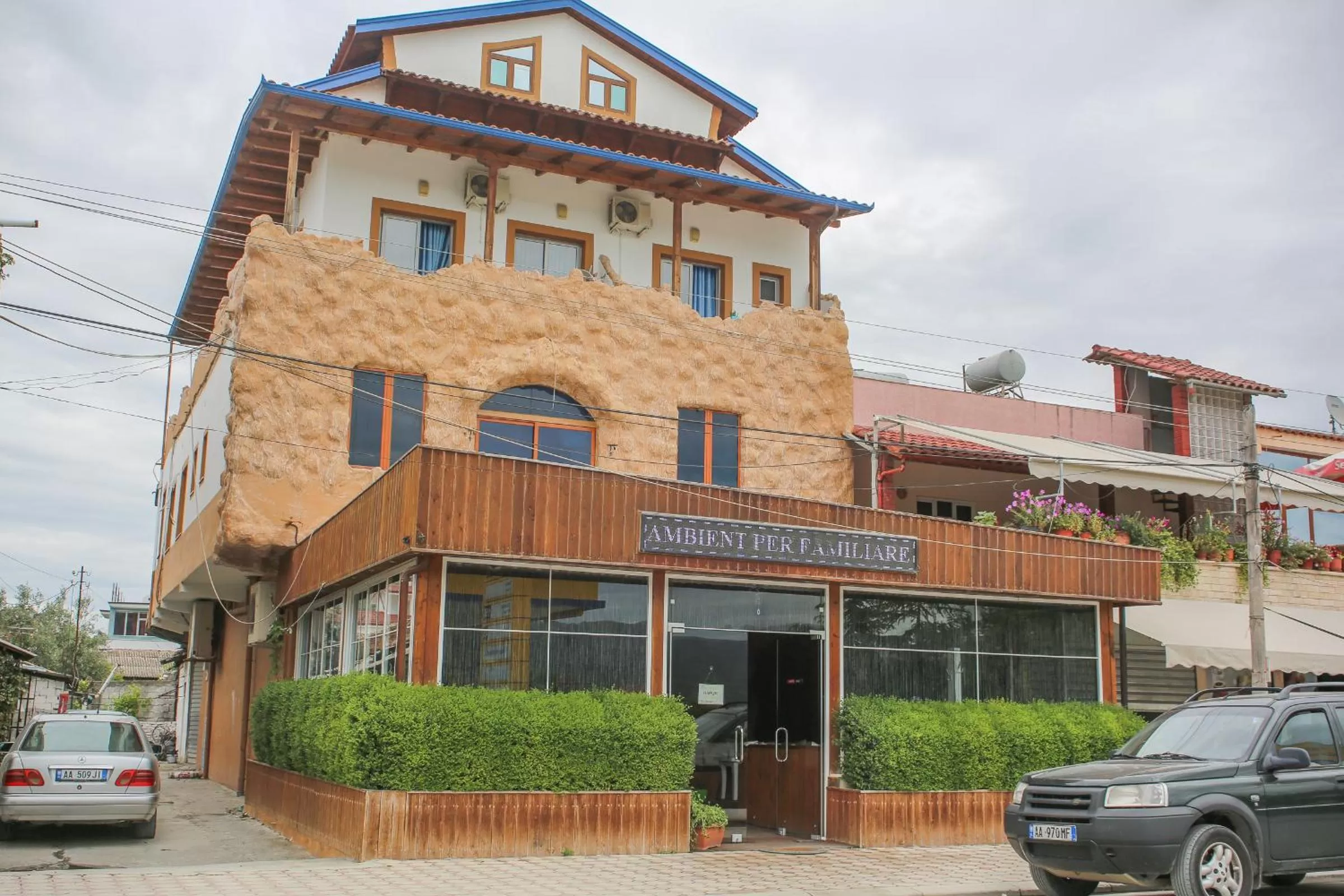Facade/Entrance in Hotel Shpella