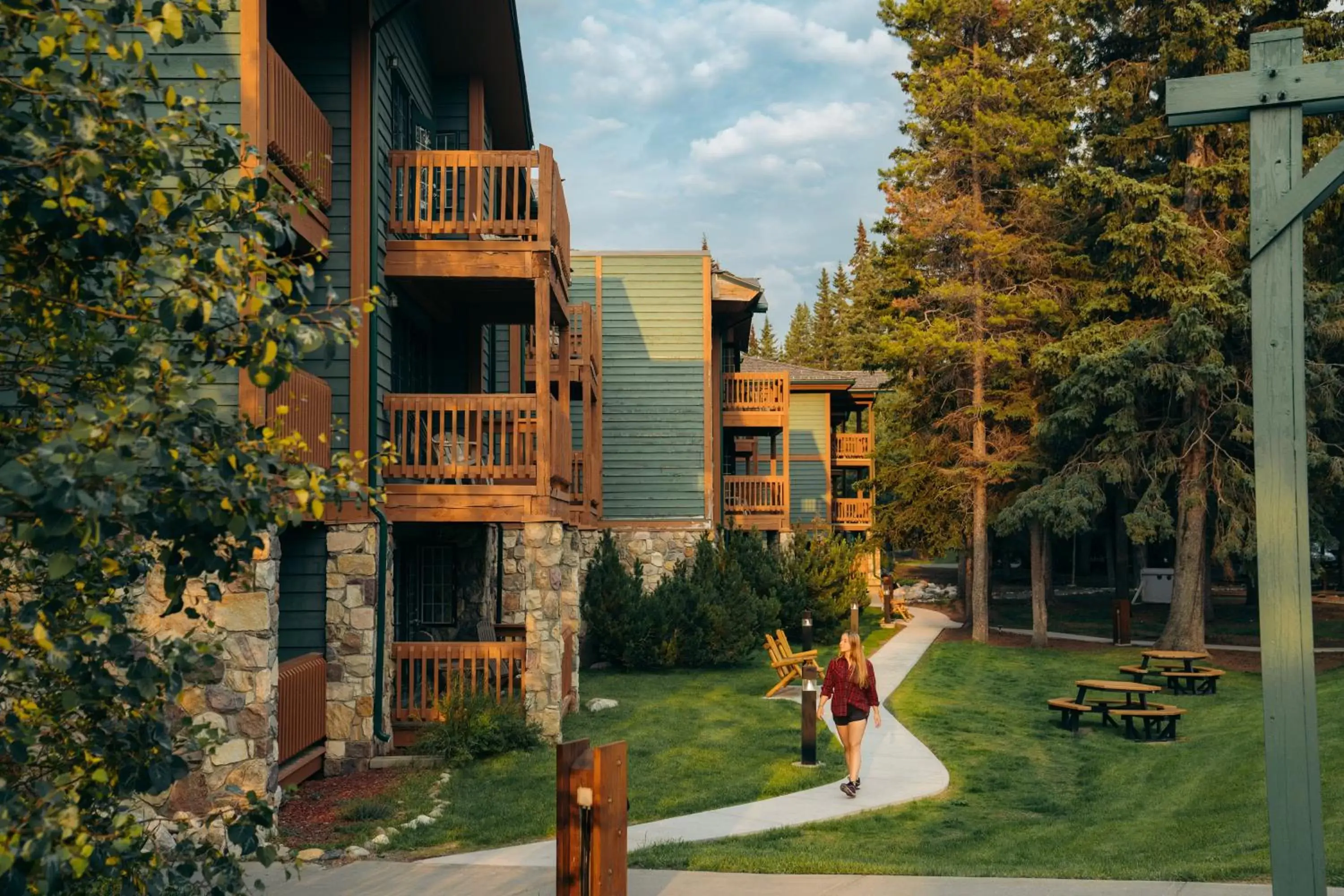 Property Building in Lake Louise Inn